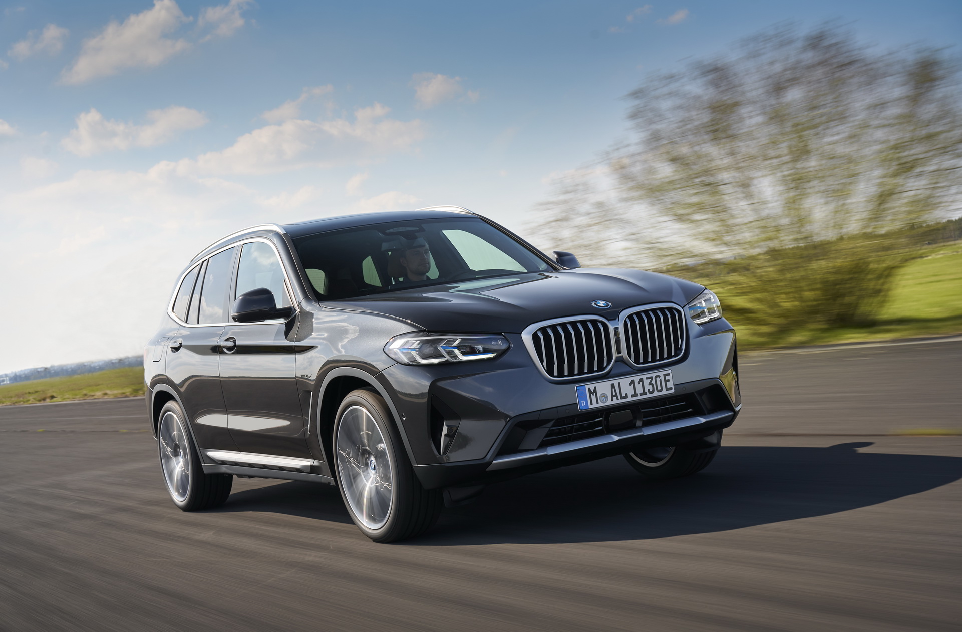 Who Needs A Bigger Grille? Me, Me Said The 2022 BMW X3 And X4 Crossovers