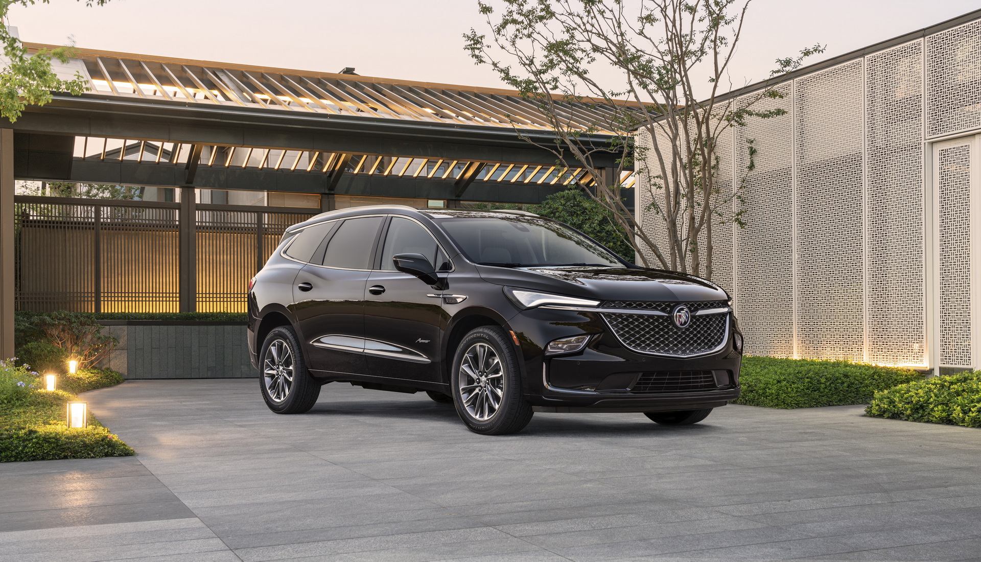 Buick Unveils Stylish New Visual Updates For The 2022 Enclave