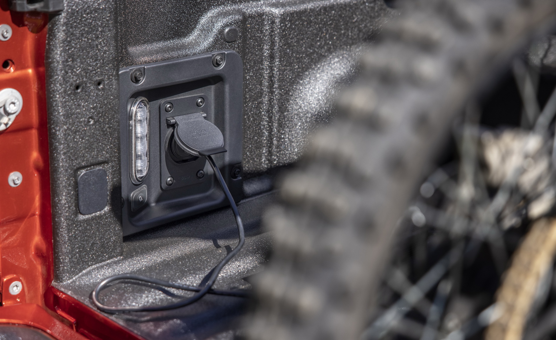 2022 Ford Maverick Pickup Marries $20k Sticker With Bronco Sport Bones And Hybrid Powertrain