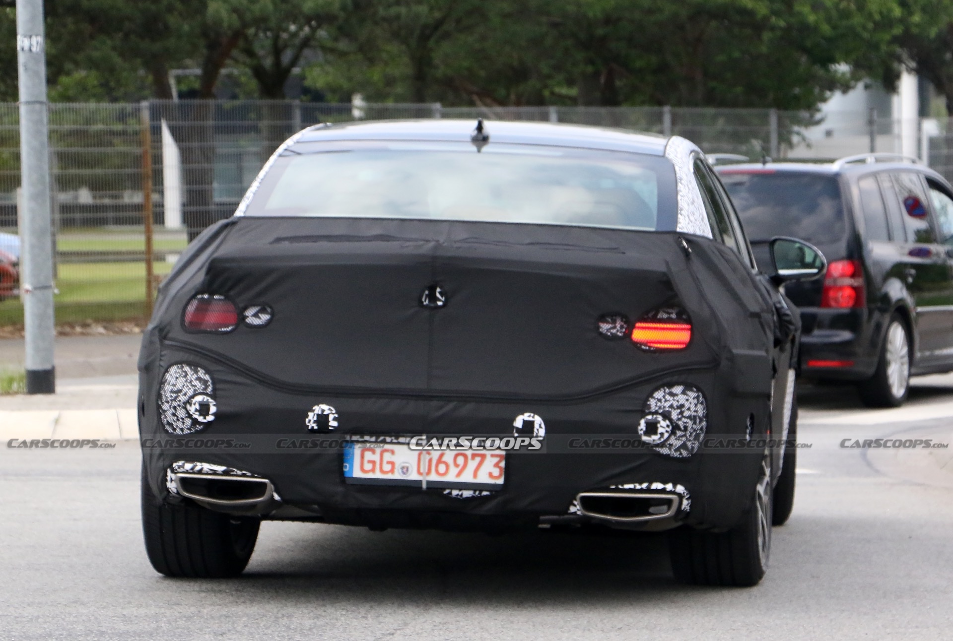 2022 Genesis G90 Spied Ahead Of Possible Year End Launch