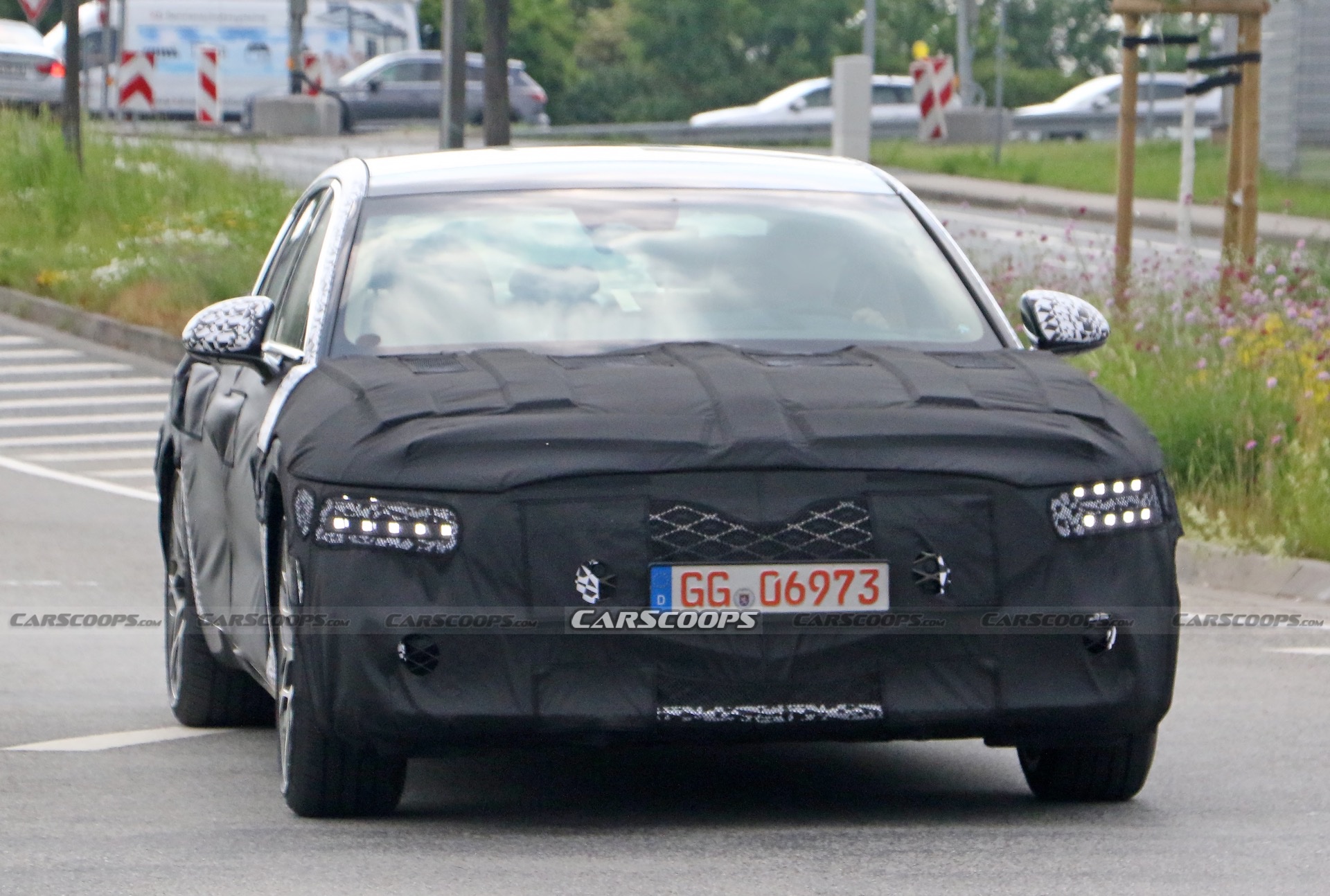 2022 Genesis G90 Spied Ahead Of Possible Year End Launch