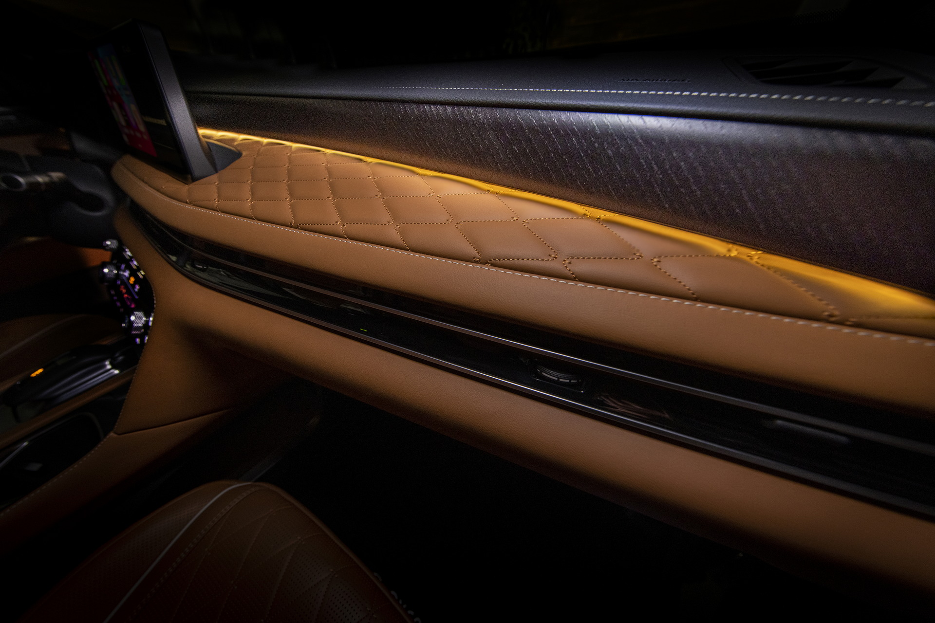 2022 Infiniti QX60 Unveiled With Upscale Looks, Modern Tech, And Semi-Autonomous Tech