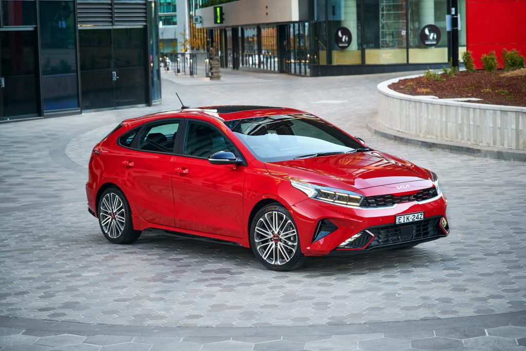 Kia cerato 2022 обзор