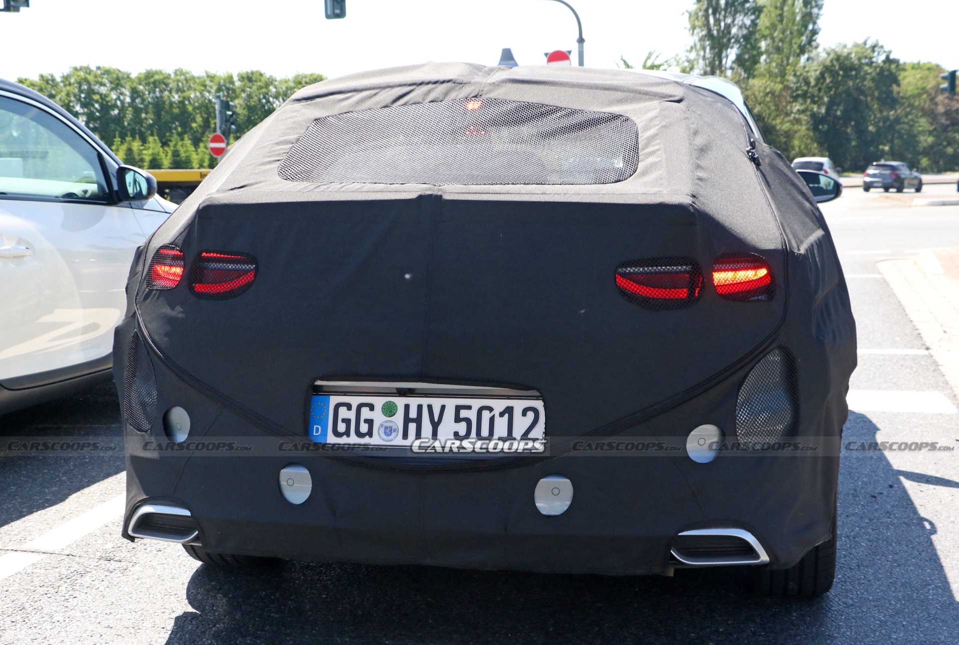 Kia’s Facelifted ProCeed Shows Updated Interior For The First Time