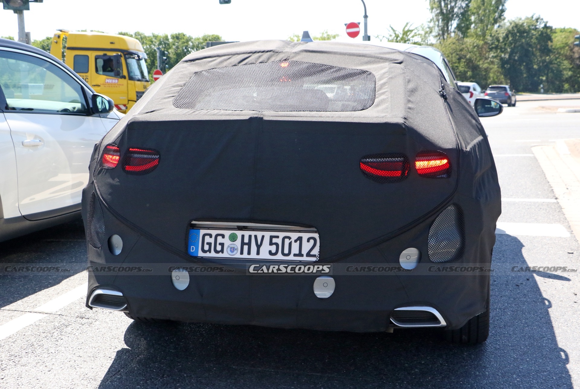 Kia’s Facelifted ProCeed Shows Updated Interior For The First Time