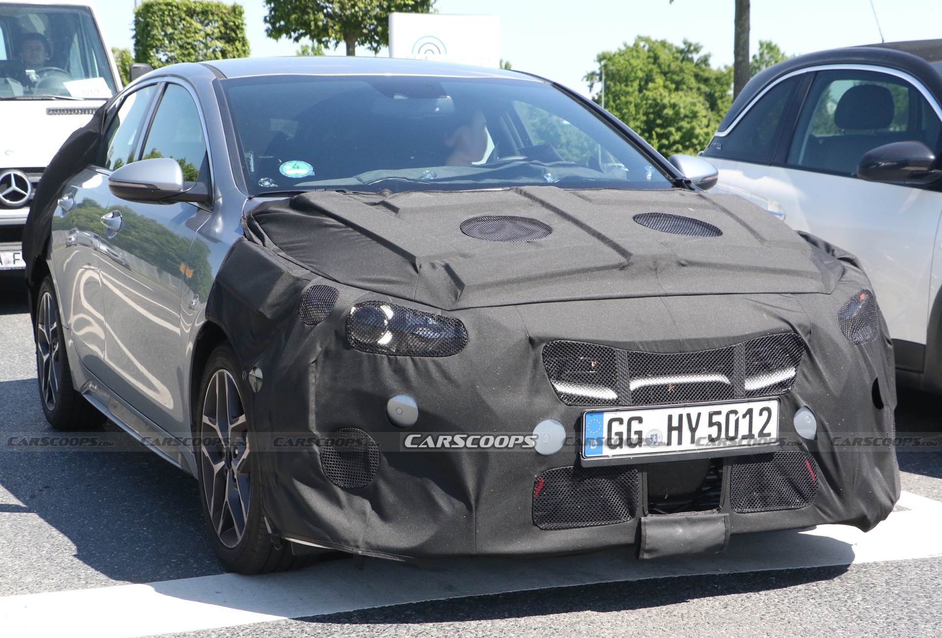 Kia’s Facelifted ProCeed Shows Updated Interior For The First Time