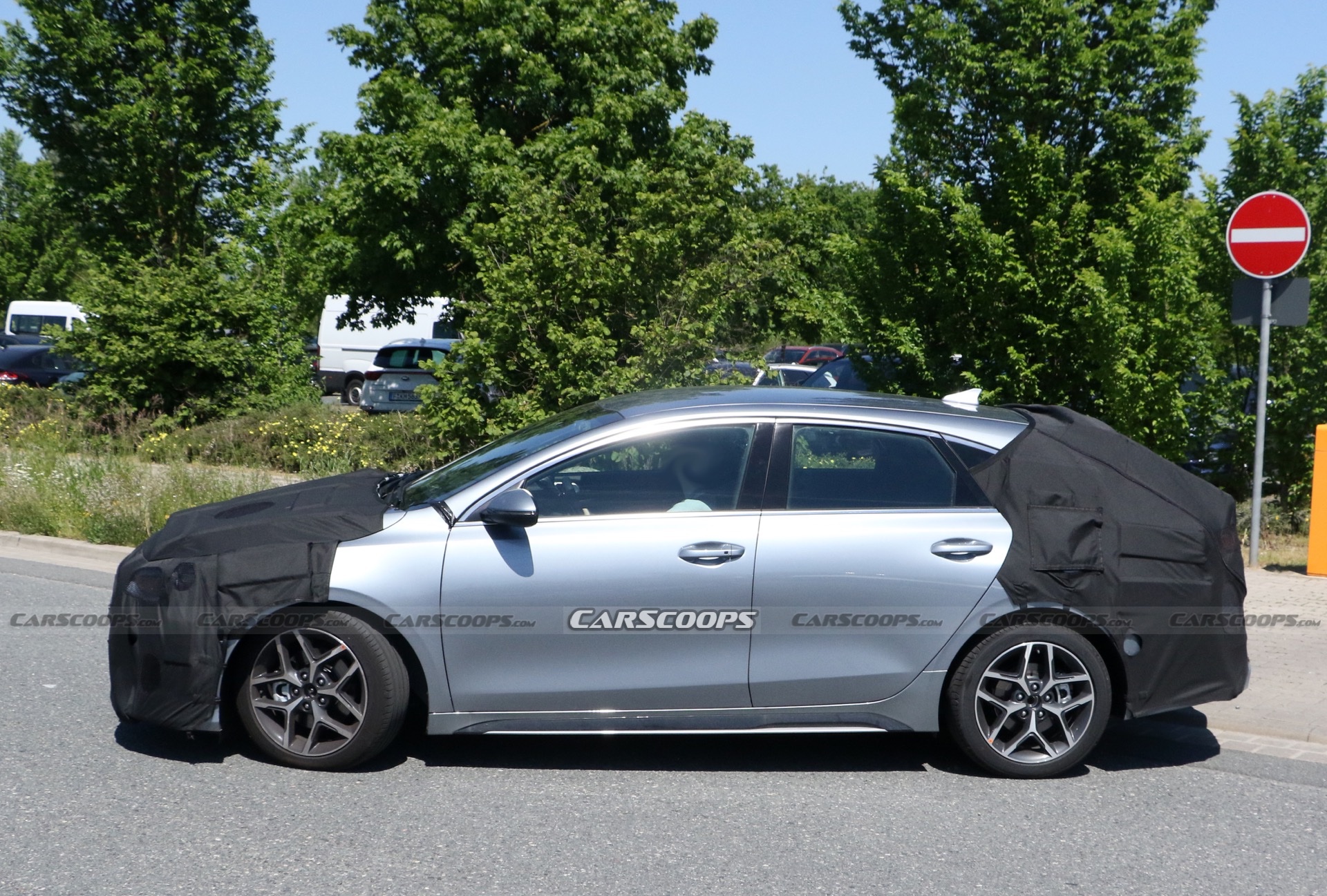 Kia’s Facelifted ProCeed Shows Updated Interior For The First Time