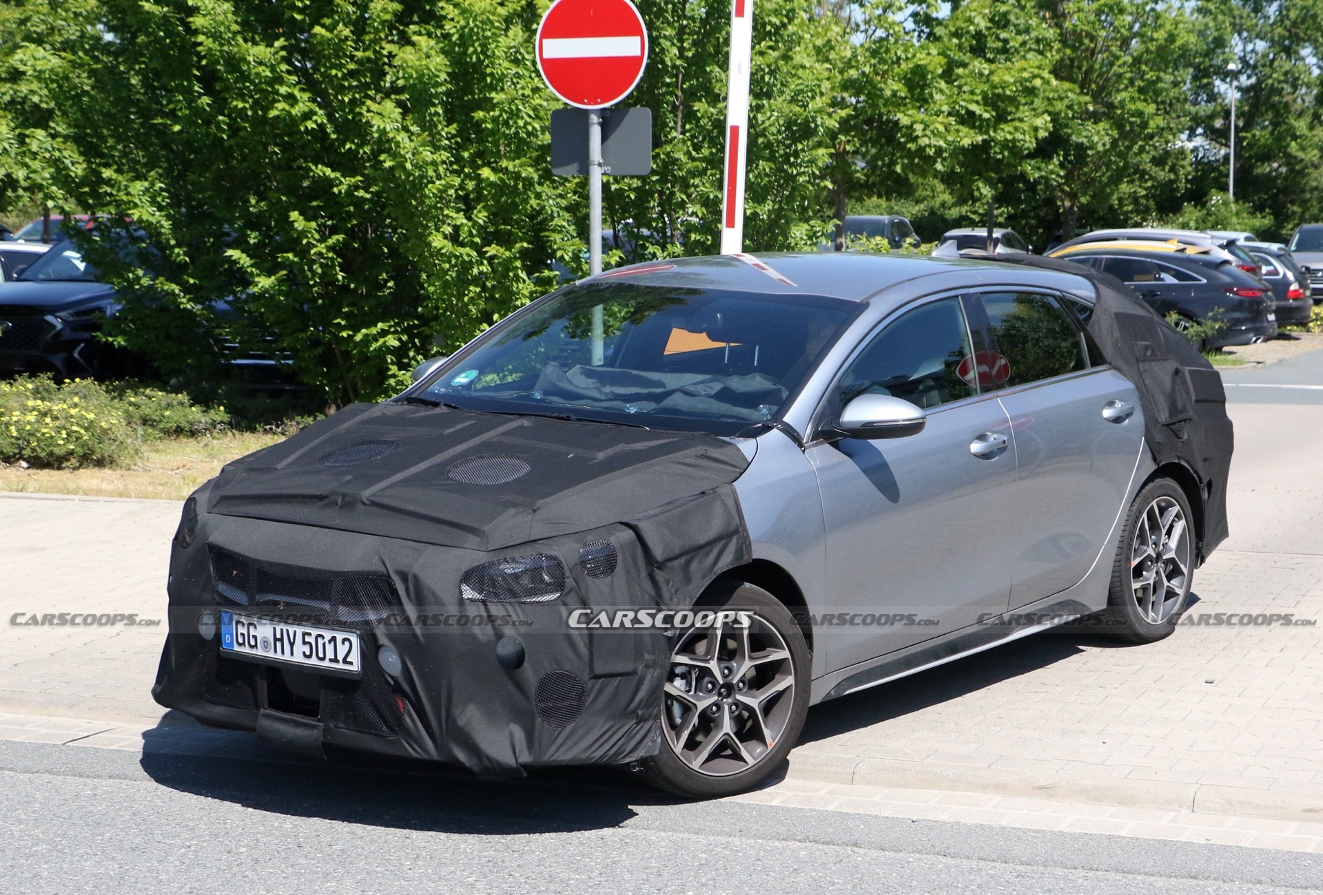 Kia’s Facelifted ProCeed Shows Updated Interior For The First Time