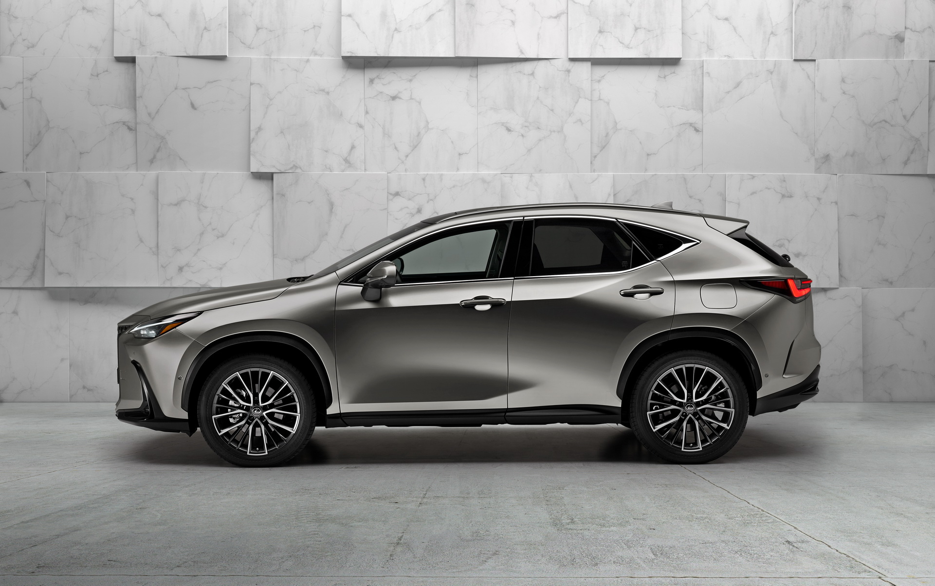 2022 Lexus NX Revealed Looking A Whole Lot Better Inside And Out, Gets PHEV Too