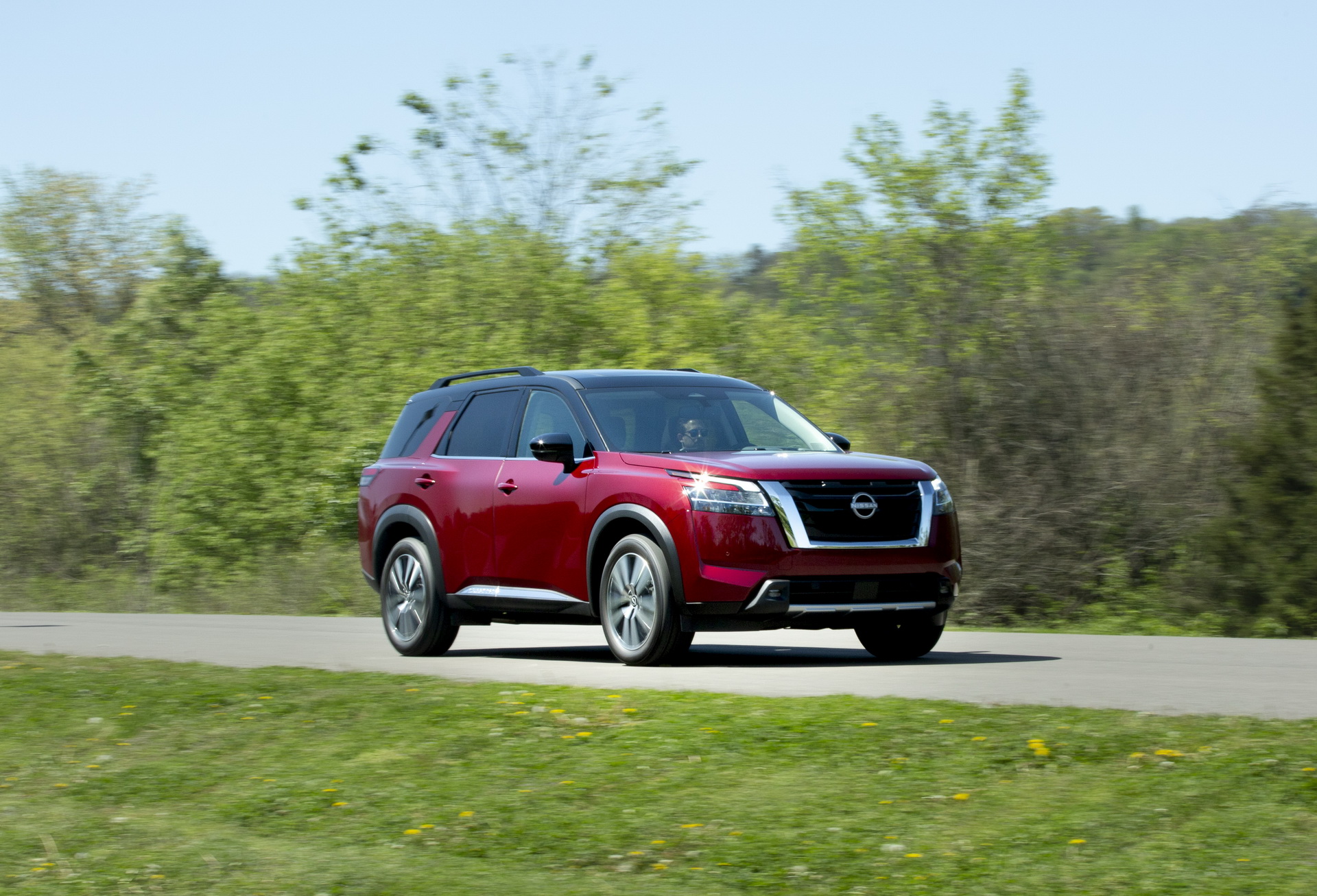 2022 Nissan Pathfinder Starts From $34,560, Arrives At U.S. Dealers Later This Month