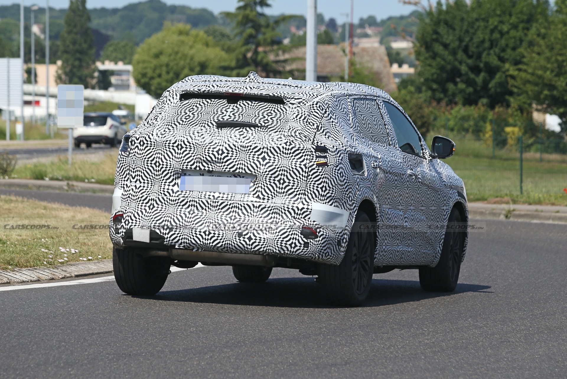 2022 Renault Kadjar Will Be Nissan Rogue Sport’s European Cousin