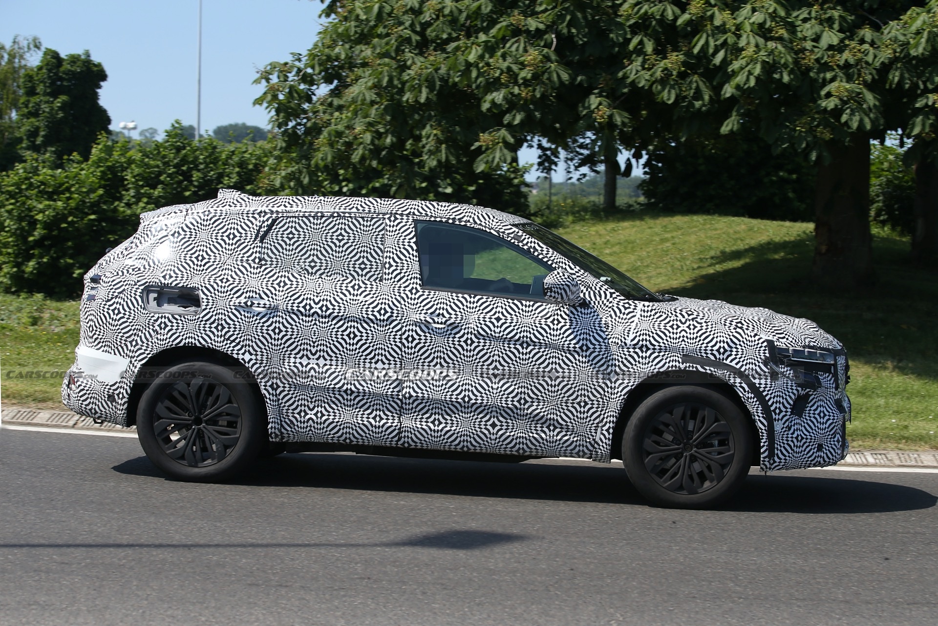 2022 Renault Kadjar Will Be Nissan Rogue Sport’s European Cousin