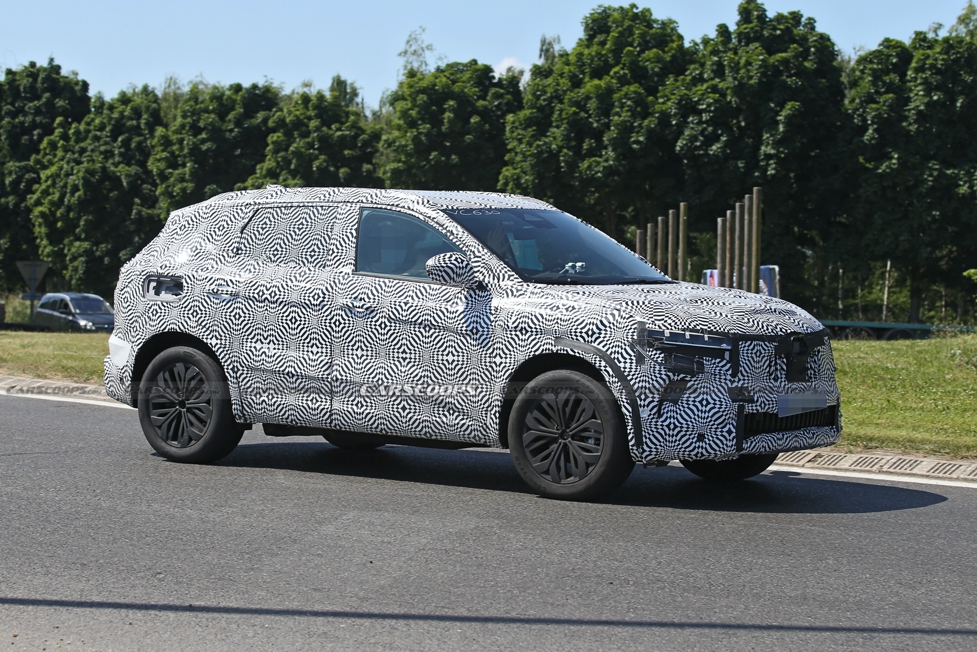 2022 Renault Kadjar Will Be Nissan Rogue Sport’s European Cousin