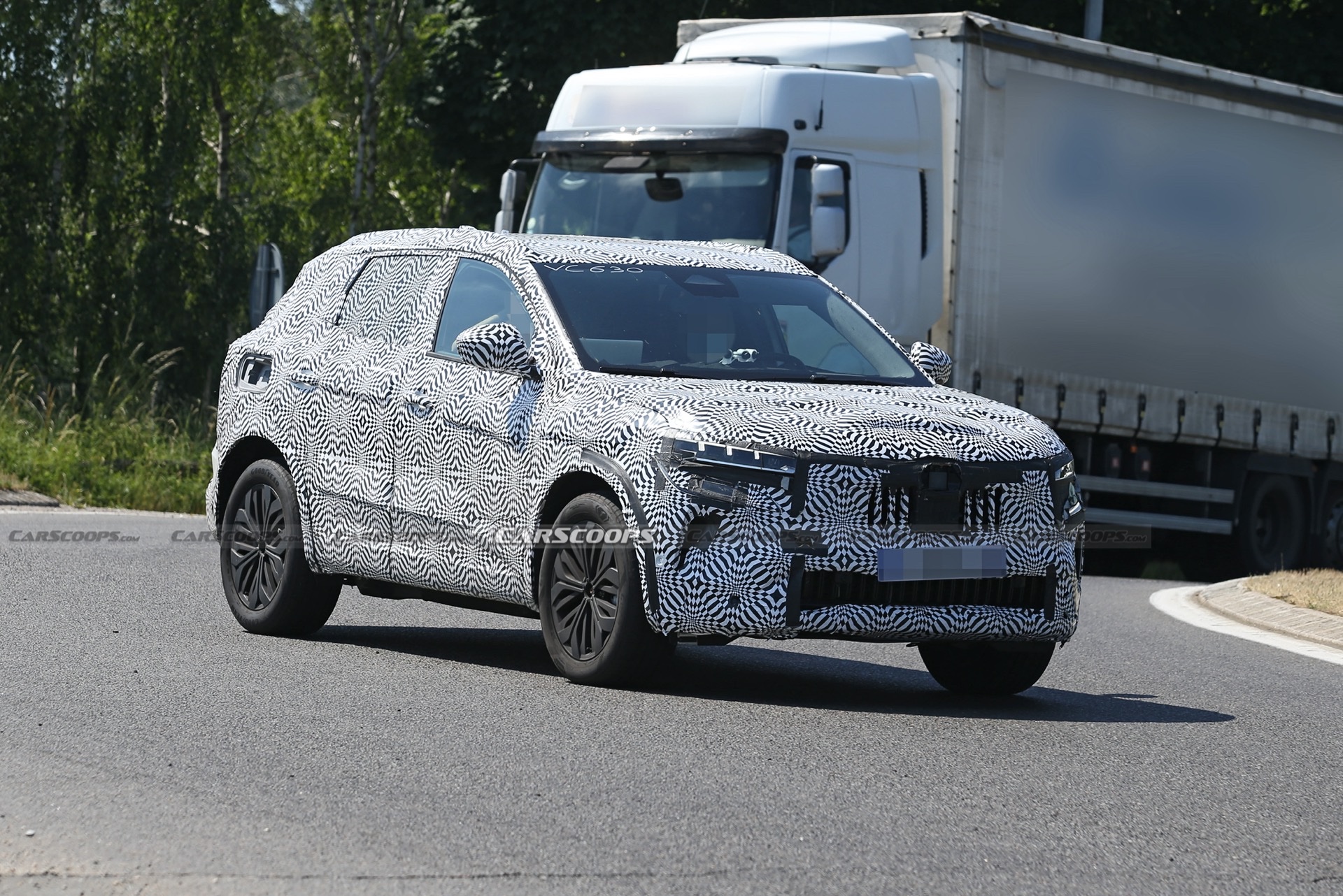 2022 Renault Kadjar Will Be Nissan Rogue Sport’s European Cousin