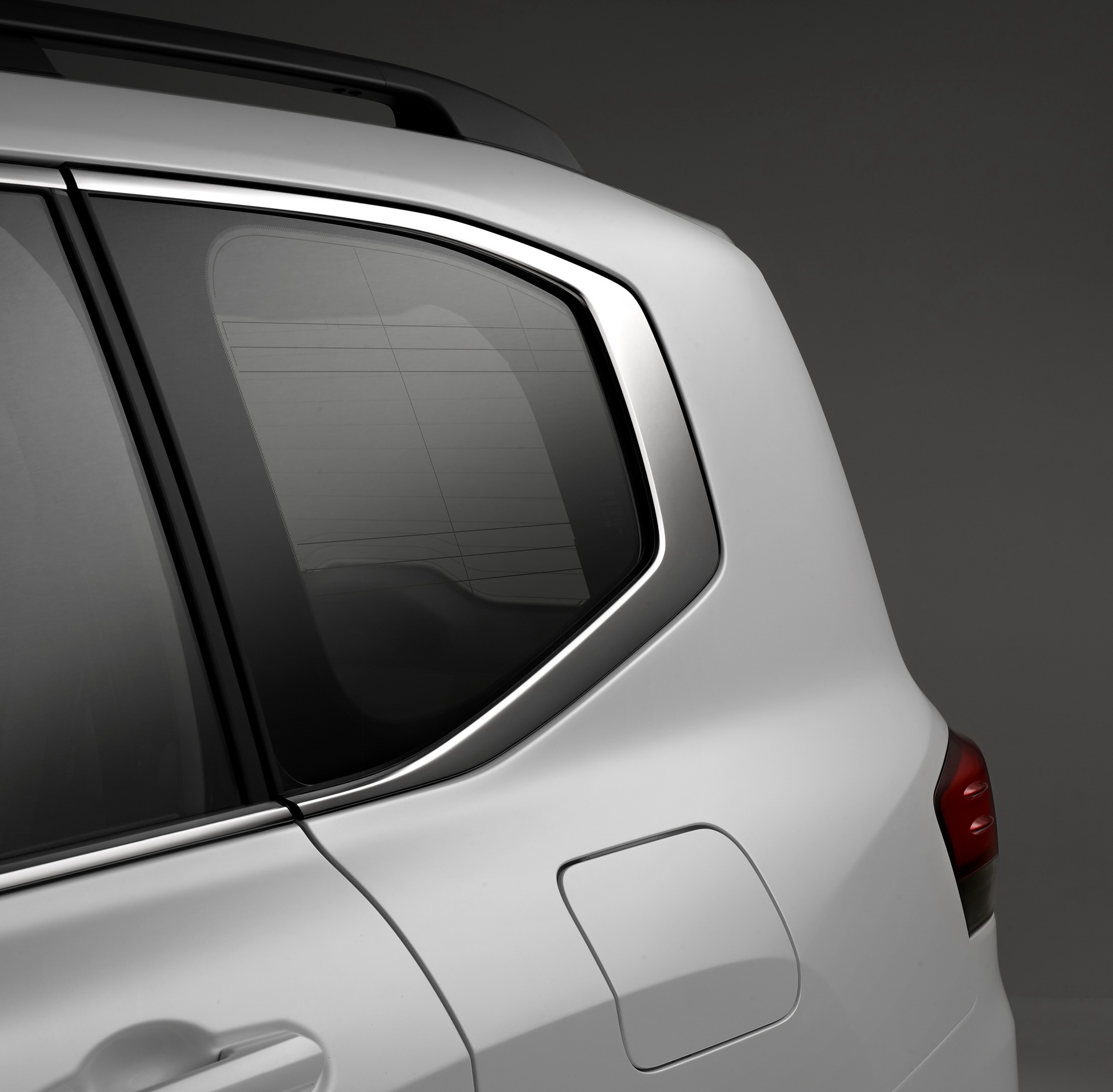 2022 Toyota Land Cruiser Loses Weight, Gains Twin-Turbo V6 And New GR Sport Variant