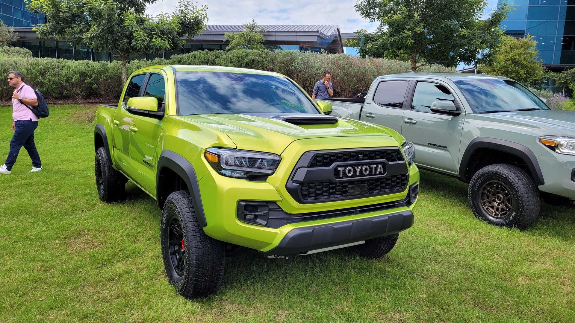 2022 Toyota Tacoma Custom