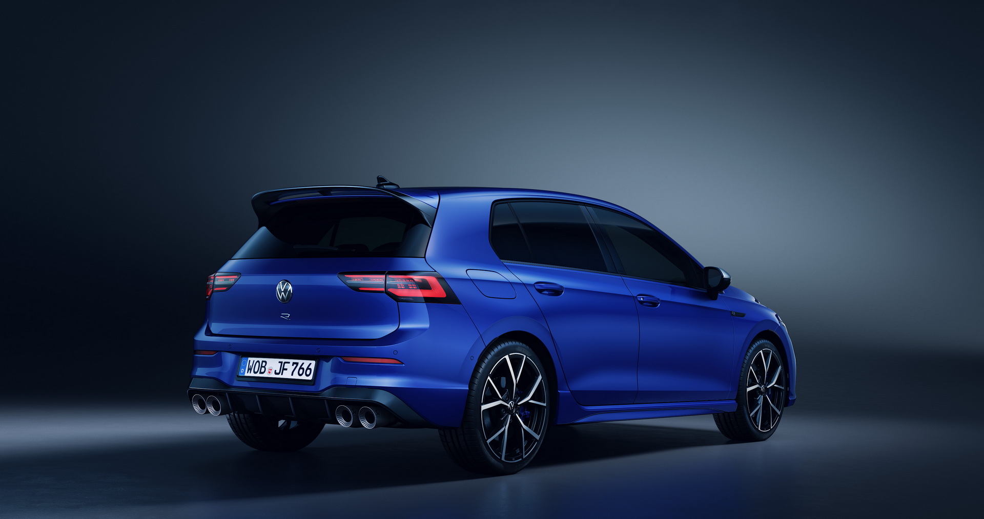 The 2022 Golf R Gets An F1-Style Rev Counter And An M-Style R Button