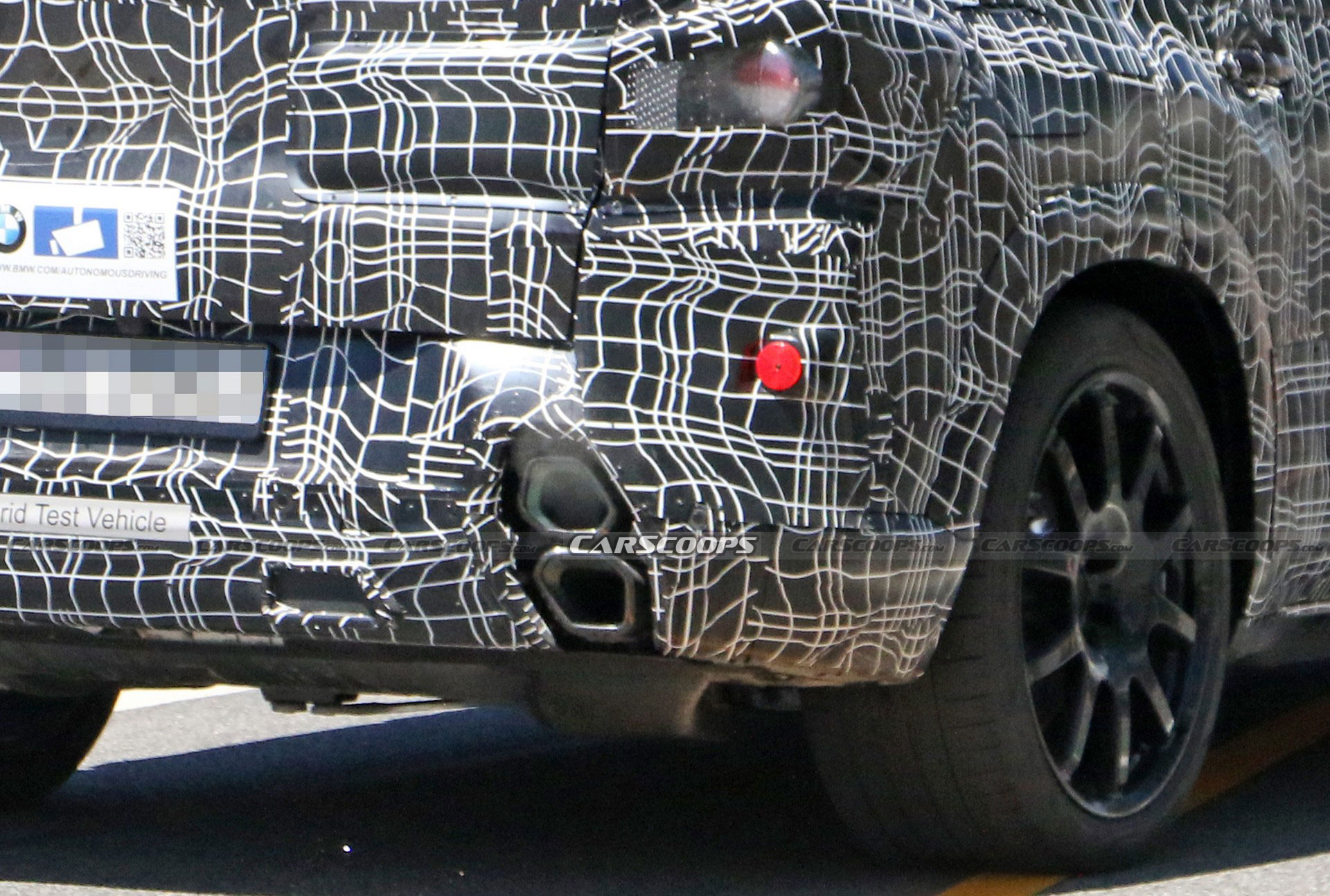 Check Out The 2023 BMW X8 Super-Sized Coupe-SUV’s Stacked Exhaust Pipes