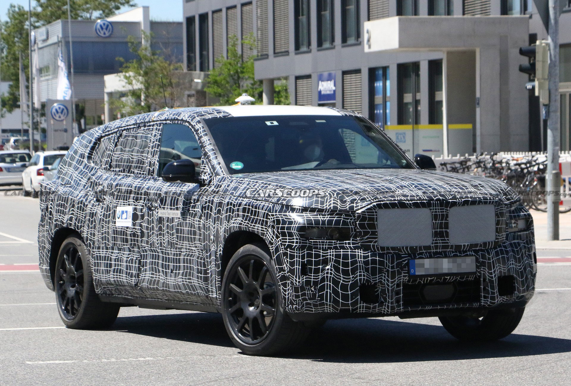 Check Out The 2023 BMW X8 Super-Sized Coupe-SUV’s Stacked Exhaust Pipes