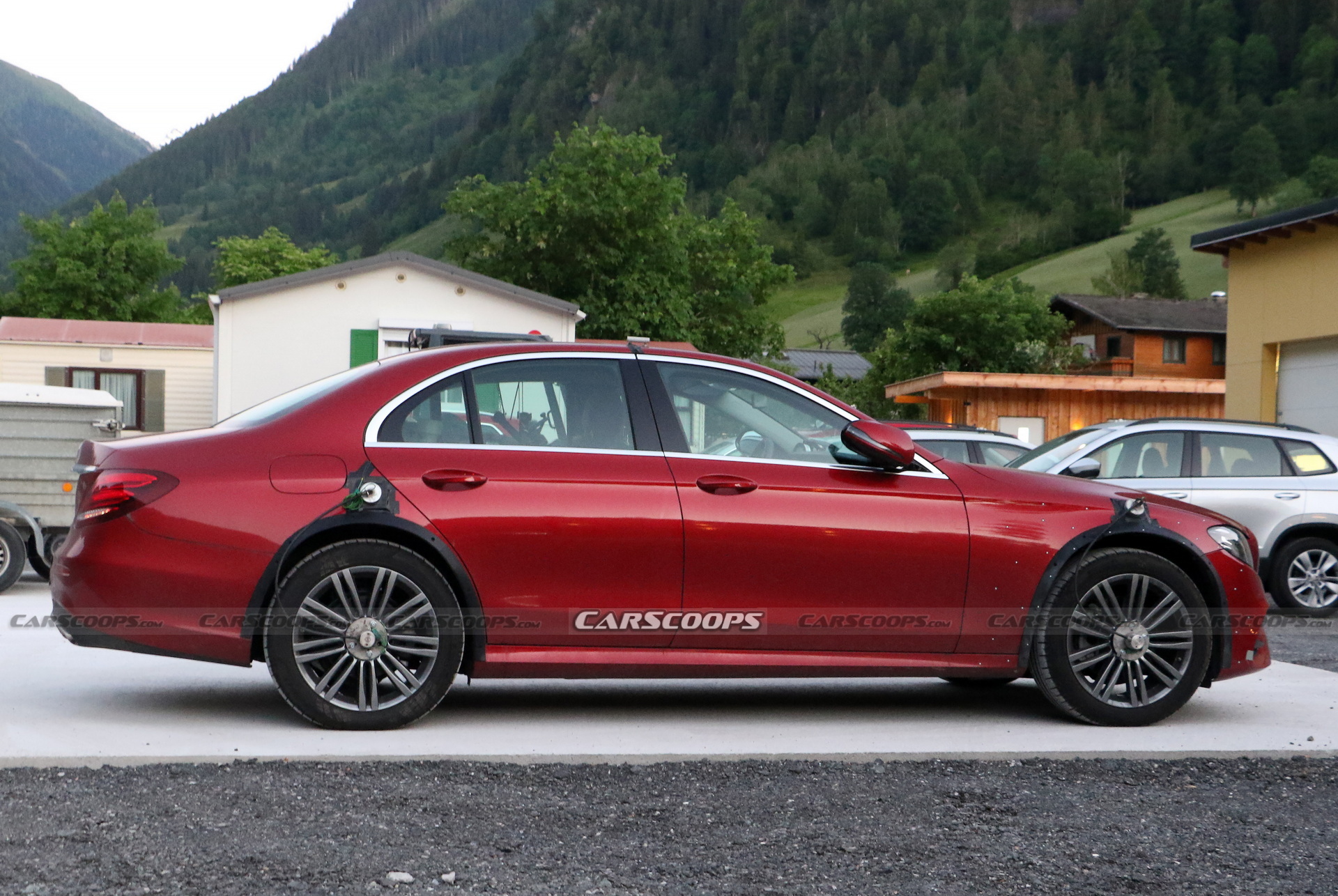 Is This Funky E-Class Actually A Next-Gen Test Mule In Highly Effective Camouflage?