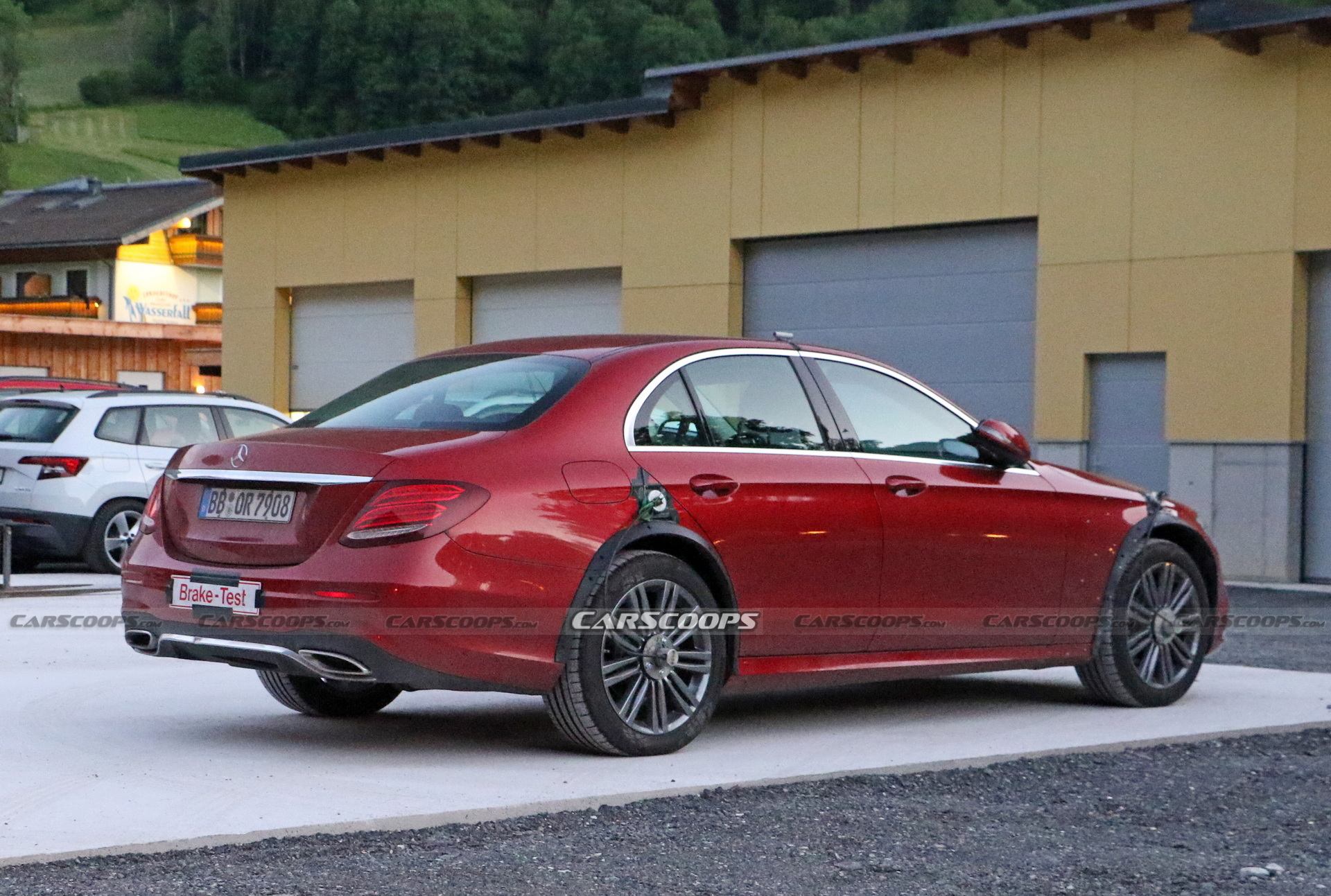 Is This Funky E-Class Actually A Next-Gen Test Mule In Highly Effective Camouflage?