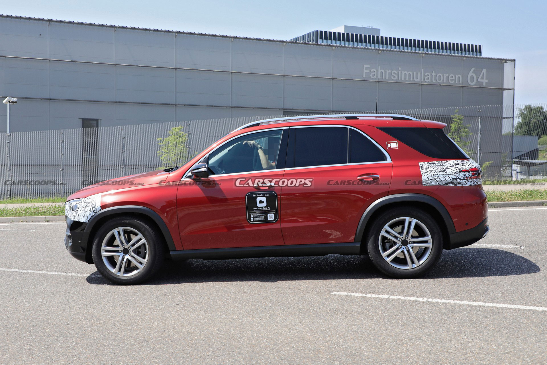 2023 Mercedes GLE Spied For The First Time, Will Be Getting A Minor Facelift