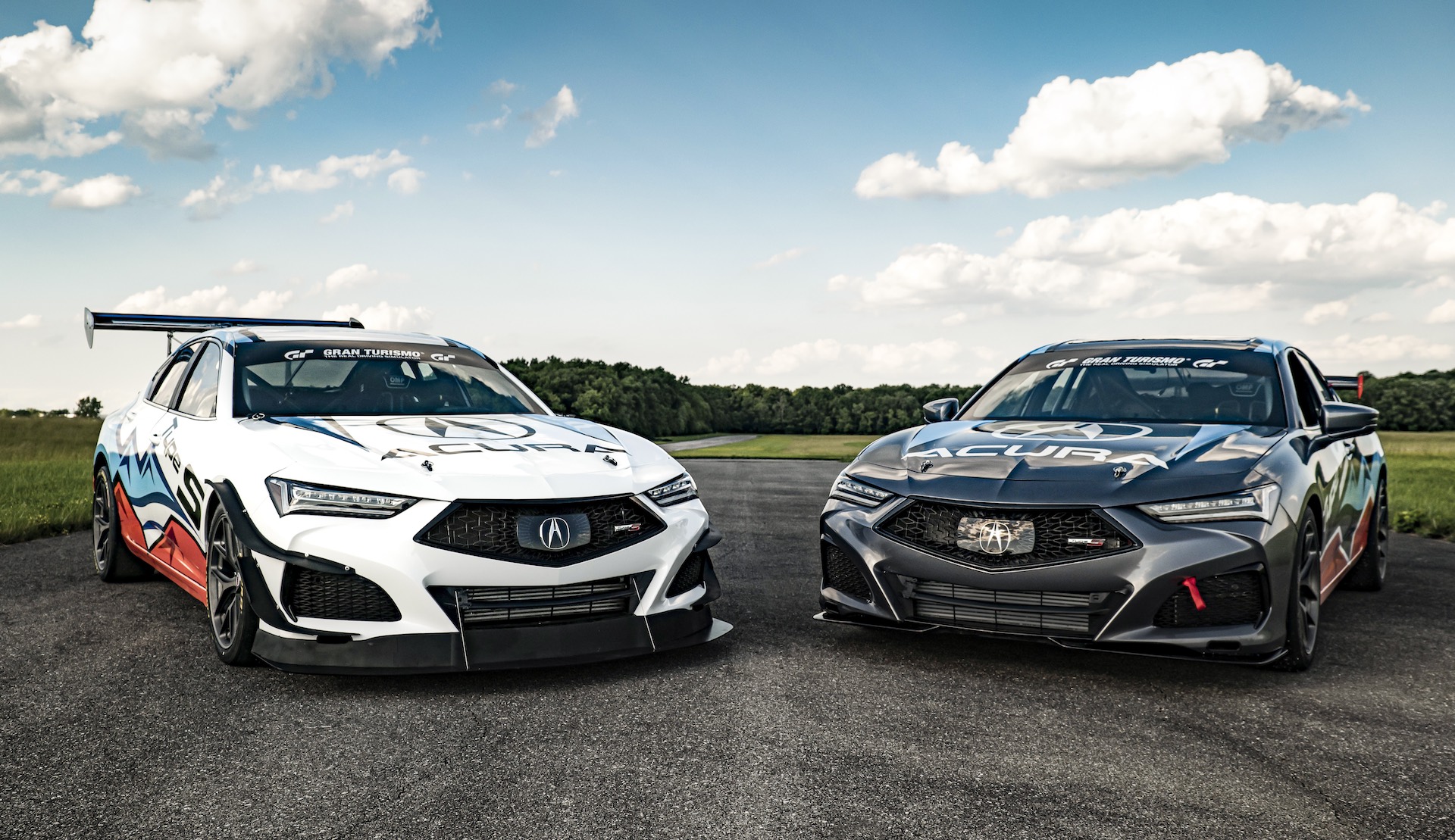 Acura’s New 2022 MDX Type S Is Towing A TLX Racecar From Ohio To Pikes Peak