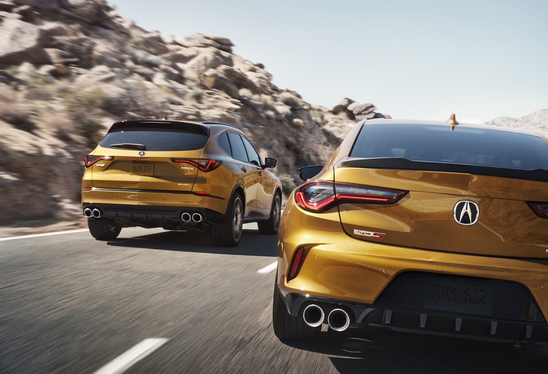 Acura’s New 2022 MDX Type S Is Towing A TLX Racecar From Ohio To Pikes Peak