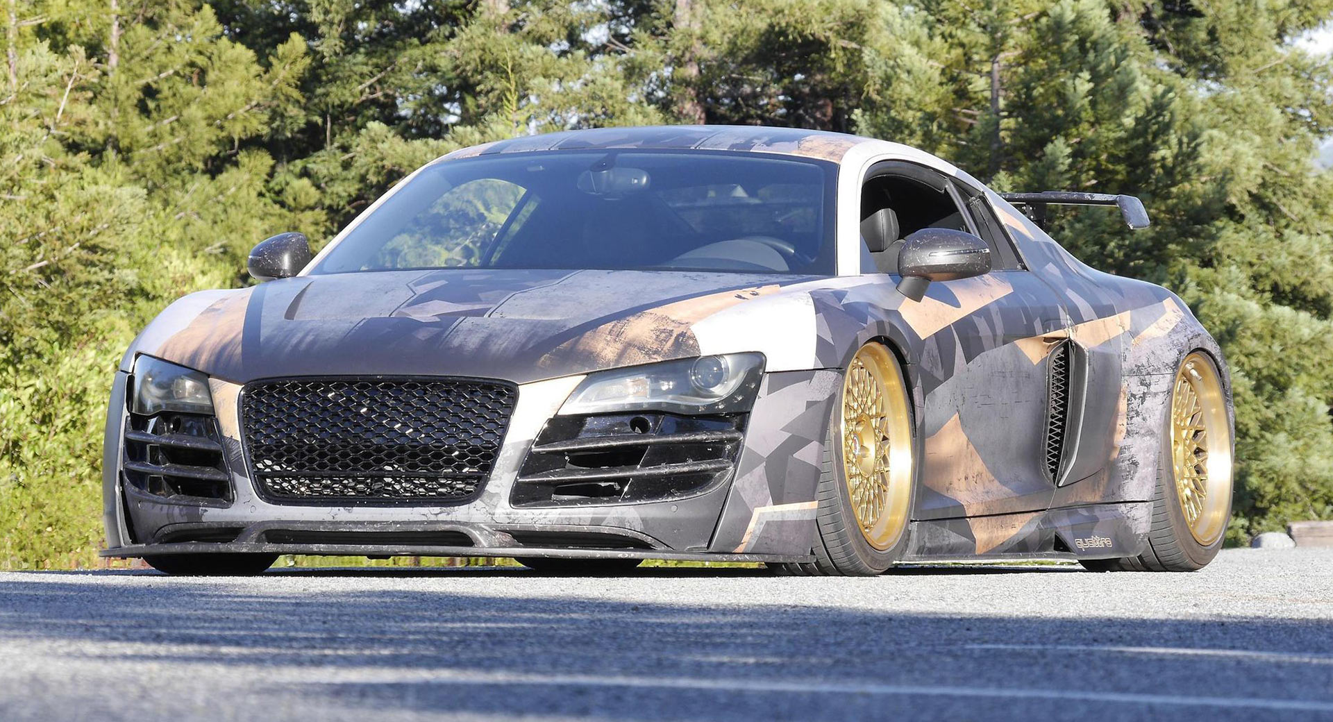 Are You Bold Enough To Drive This Sema Show Widebody Audi R8 Carscoops