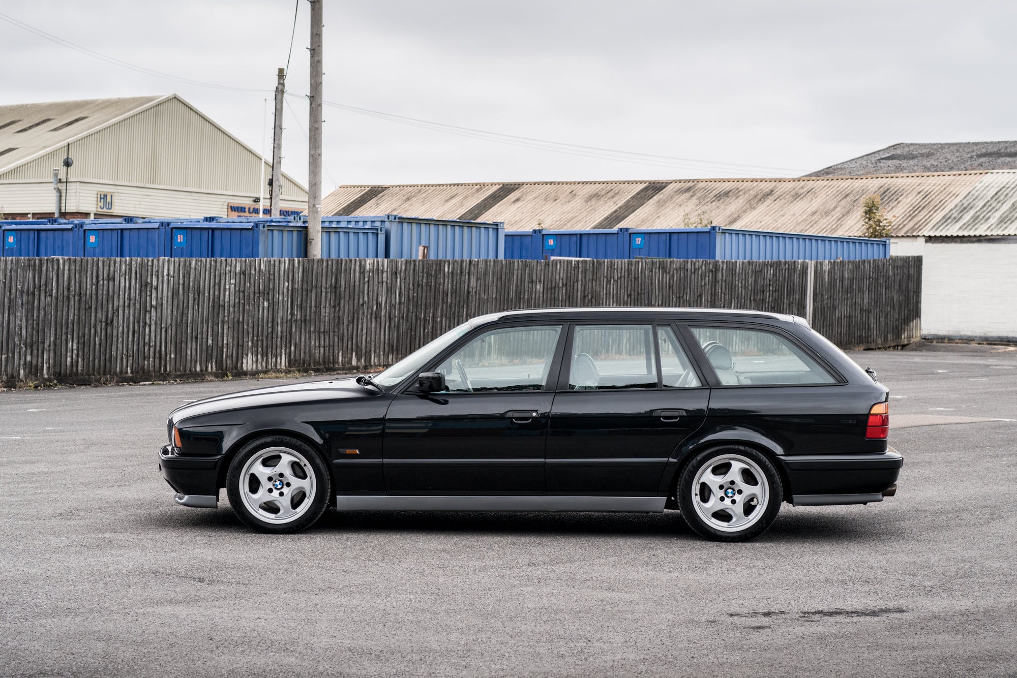 Chris Harris Is Selling His ‘DIY’ 1996 BMW M5 Touring E34 Conversion