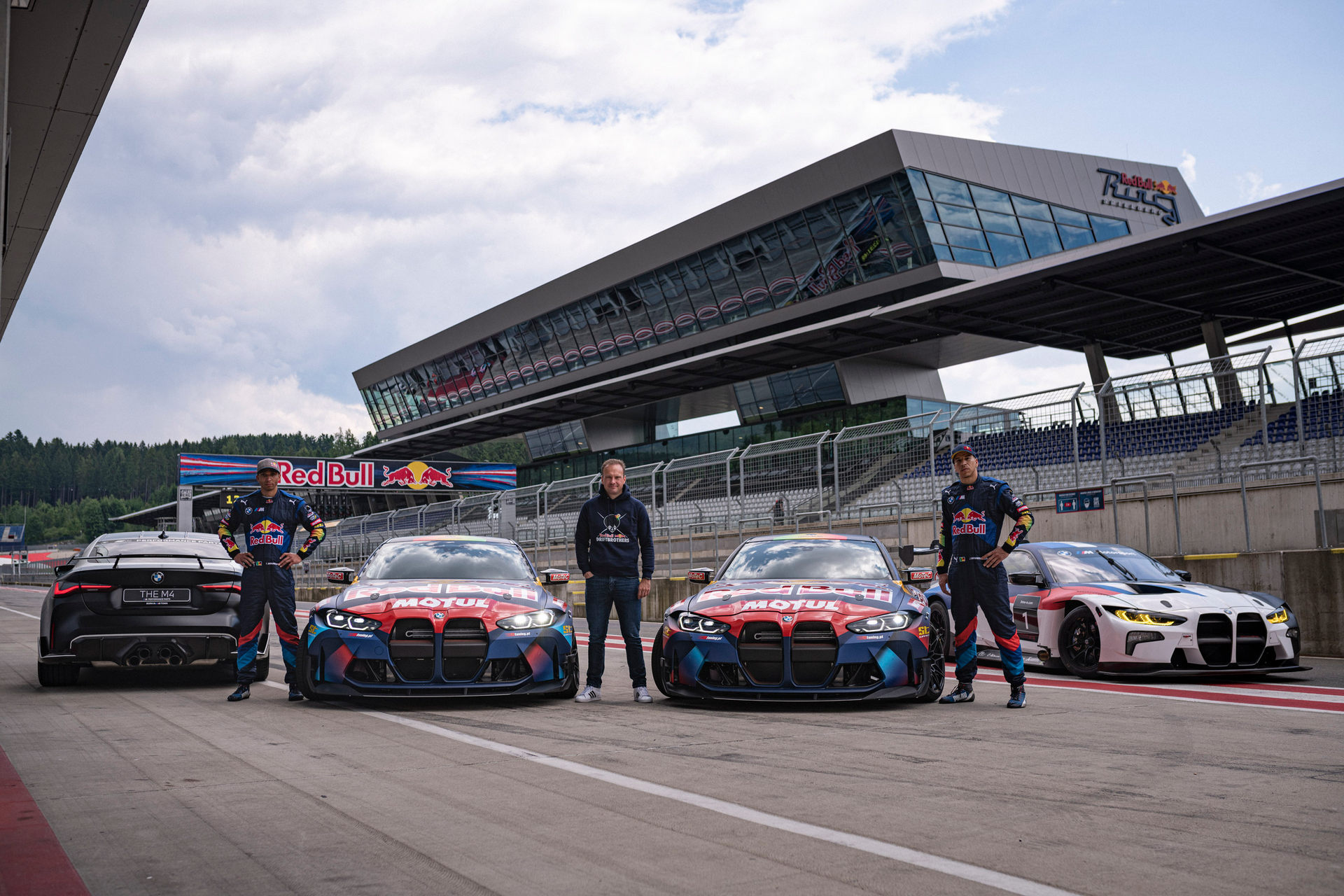 BMW M And The Red Bull Driftbrothers Unveil 1,050 HP M4 Drift Cars
