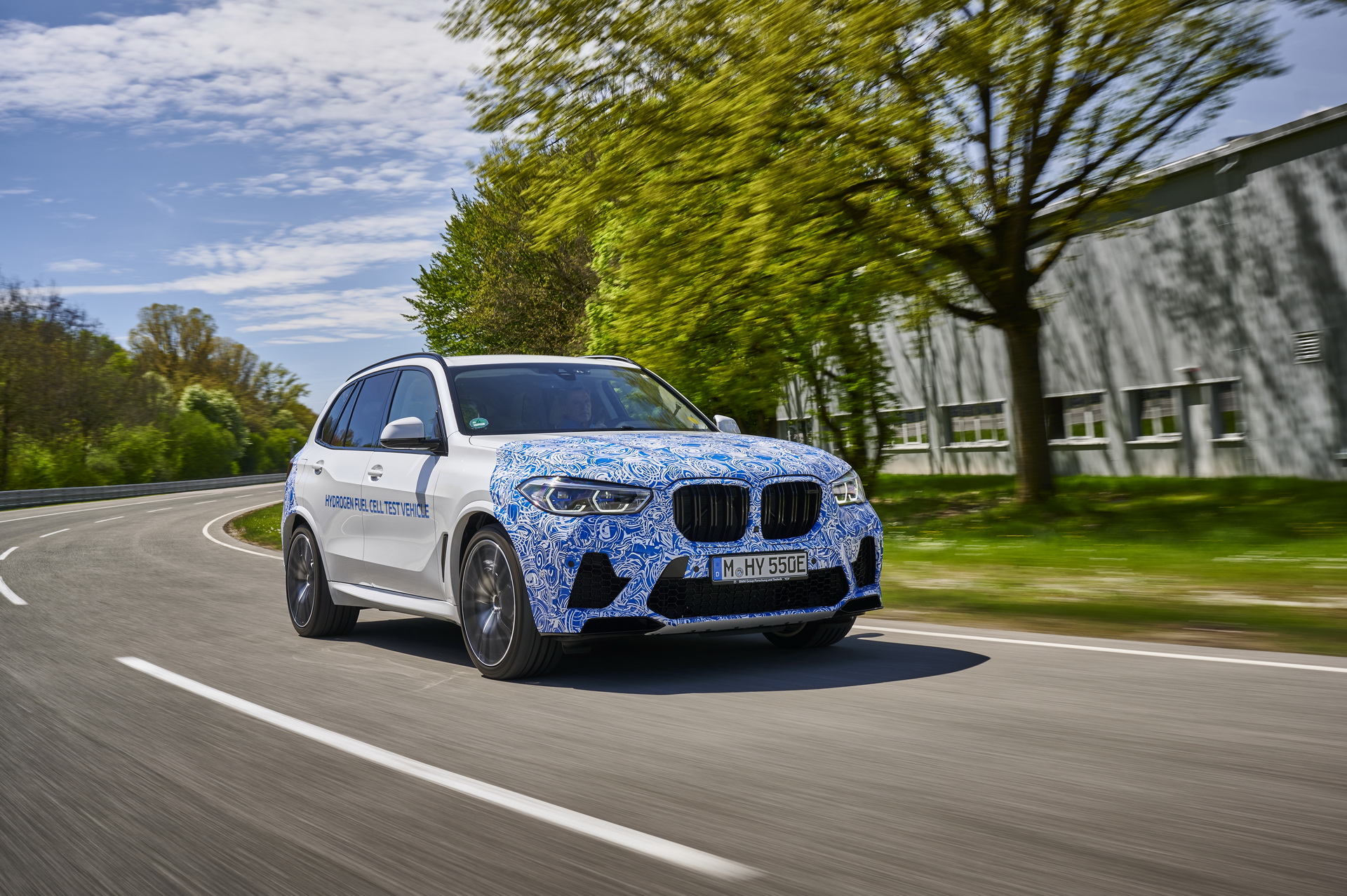 BMW Rolls Out X5 Hydrogen Fuel Cell Prototype Ahead Of 2022 Launch