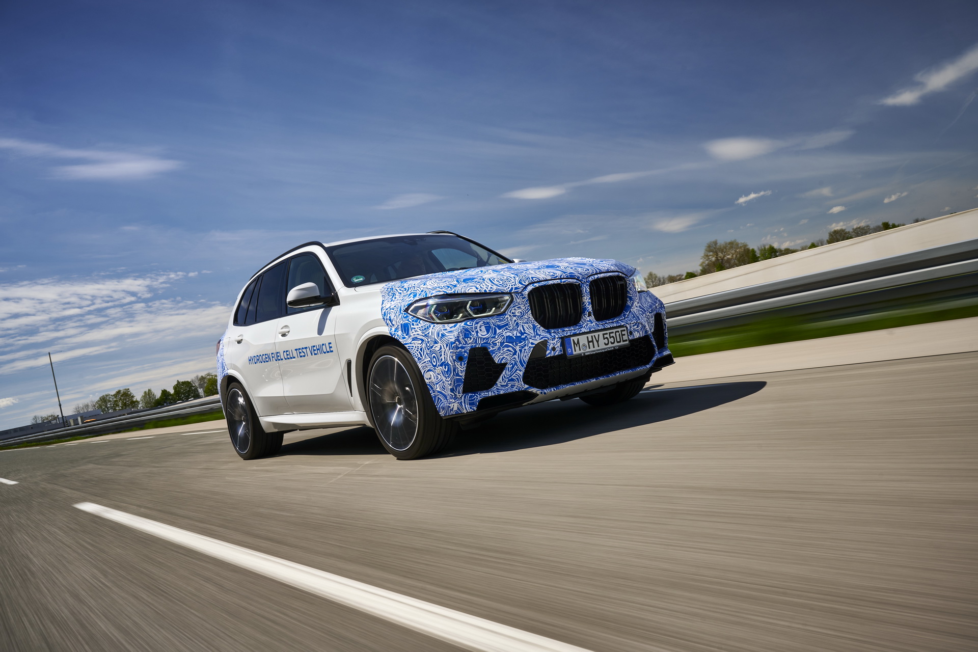BMW Rolls Out X5 Hydrogen Fuel Cell Prototype Ahead Of 2022 Launch