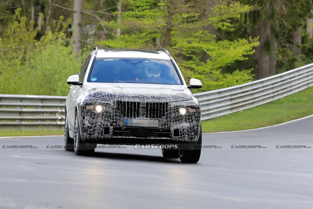 2022 BMW X7 Takes To The Track With Facelifted Looks | Carscoops