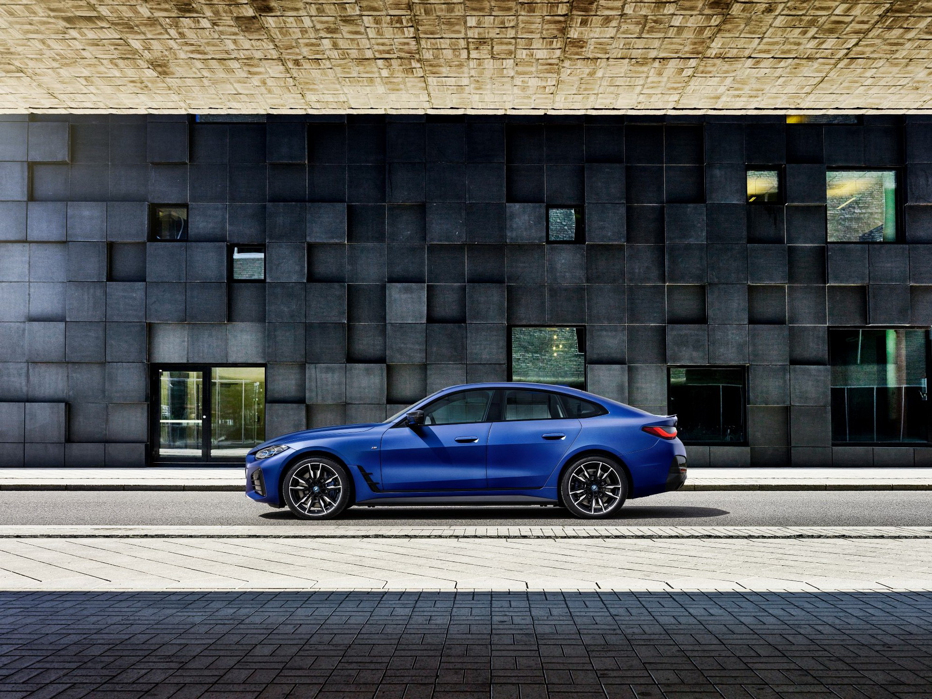 BMW Prices New Electric i4 Sedan From A$99,900 To A$124,900 In Australia