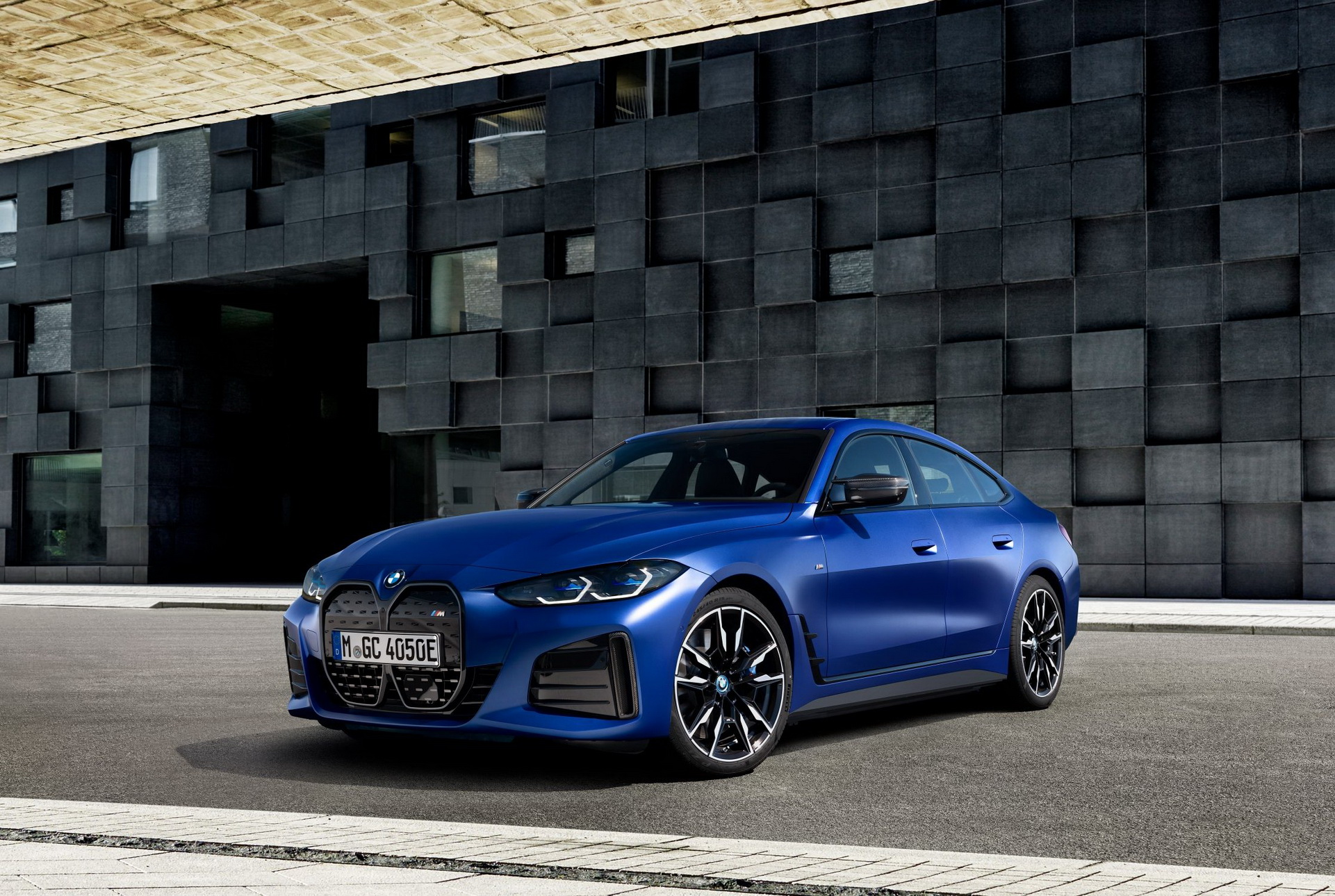 BMW Prices New Electric i4 Sedan From A$99,900 To A$124,900 In Australia