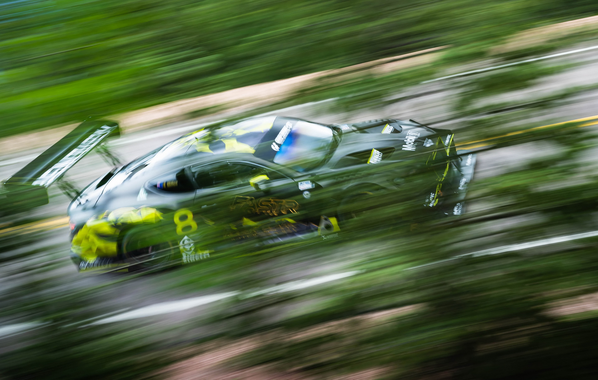 Bentley Denied Pikes Peak “Triple Crown” Due To Shorter Course, Boost Pressure Issue