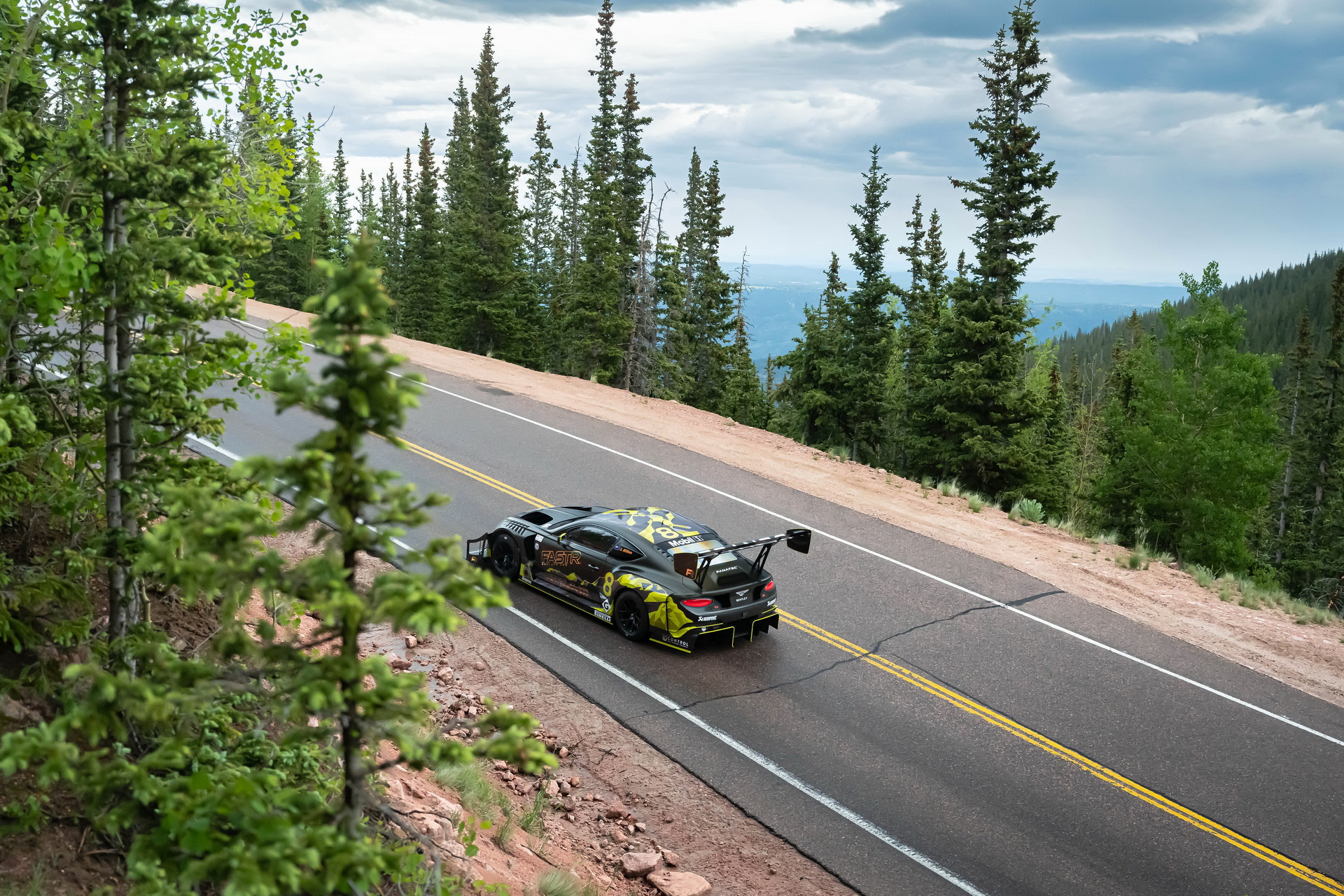 Bentley Denied Pikes Peak “Triple Crown” Due To Shorter Course, Boost Pressure Issue