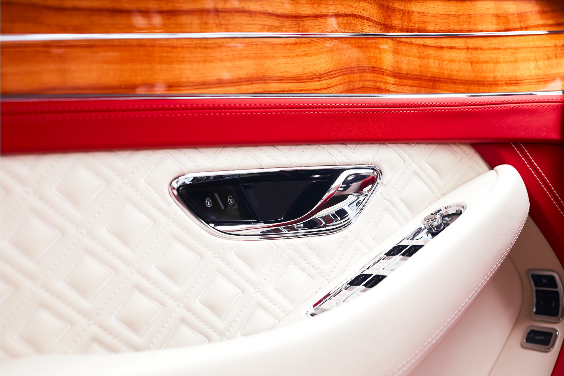 Bentley Will Now Help You Match Your New Yacht To Your Bespoke Continental GT