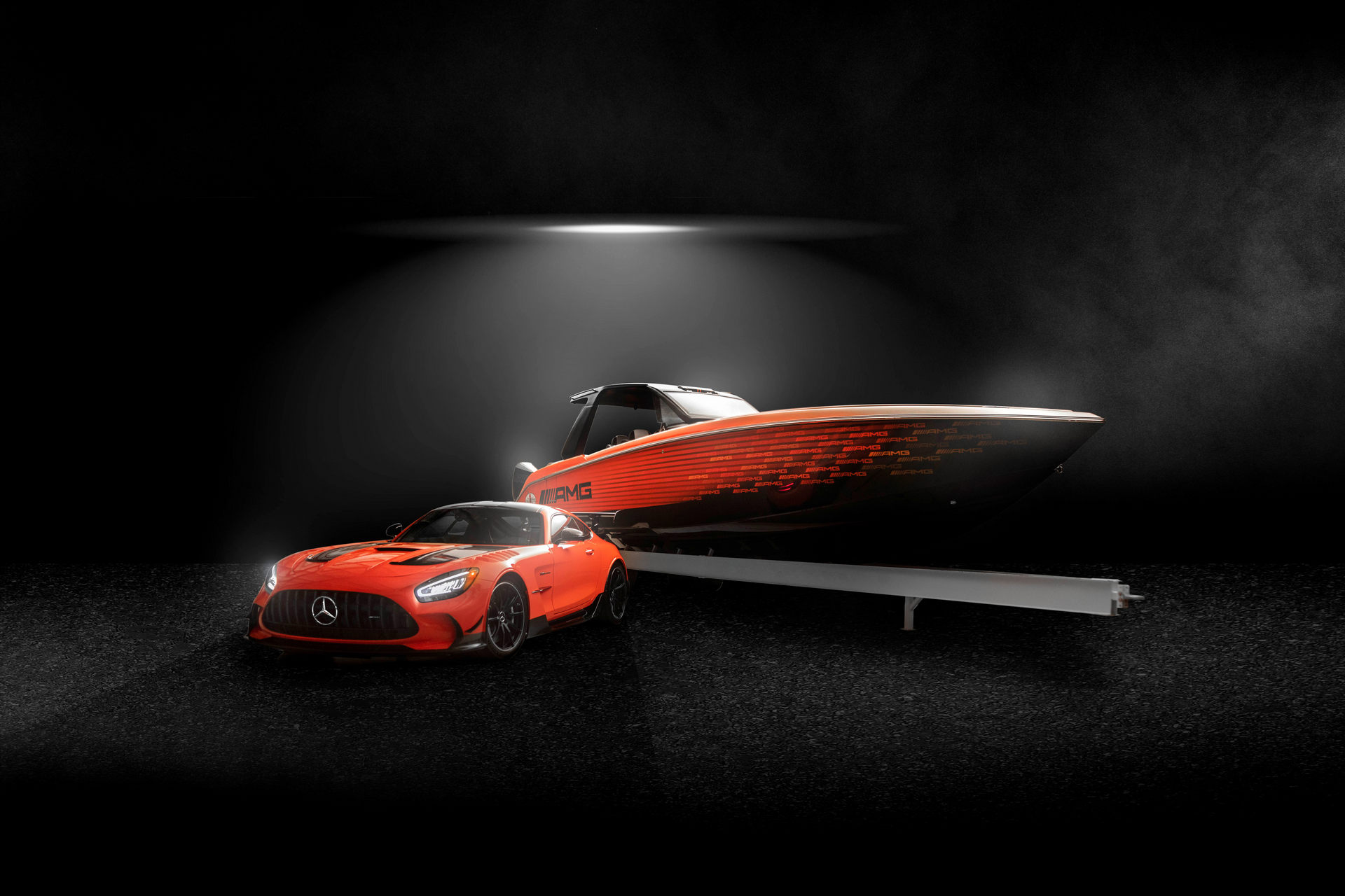 Mercedes-AMG GT Black Series Inspires New 2,250 HP Cigarette Racing Boat