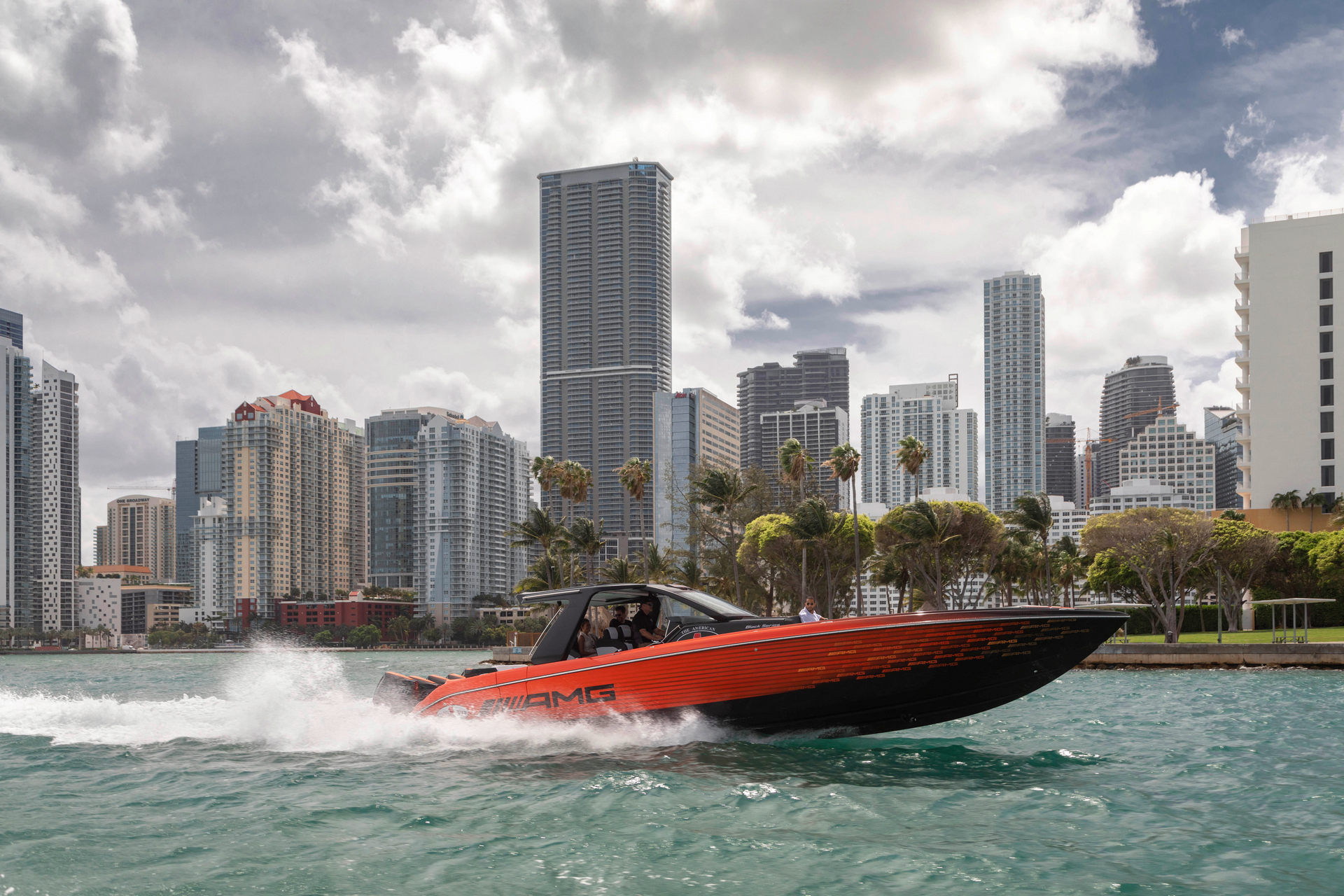 Mercedes-AMG GT Black Series Inspires New 2,250 HP Cigarette Racing Boat