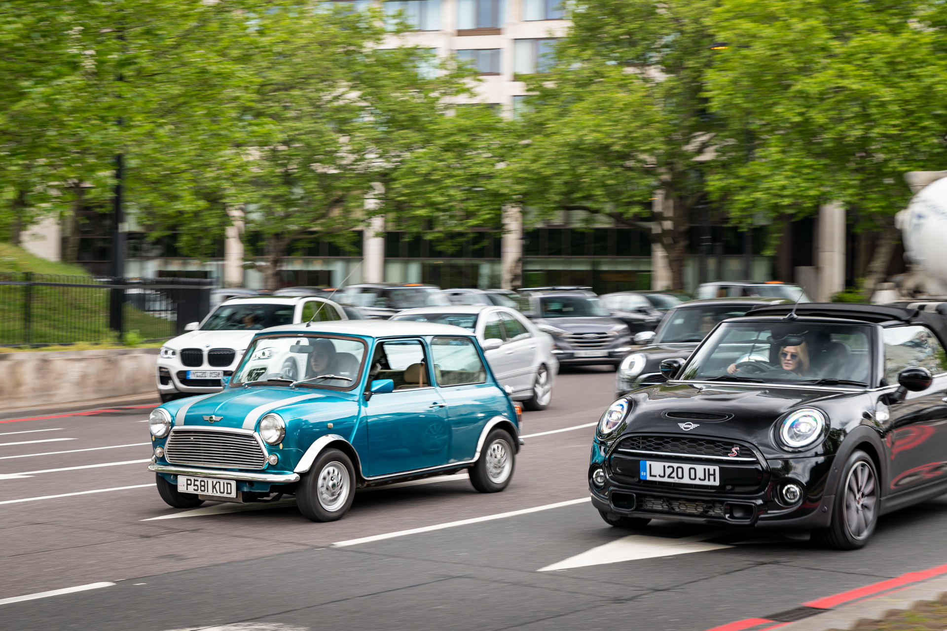 Fancy A Classic Mini With A Nissan Leaf EV Powertrain?