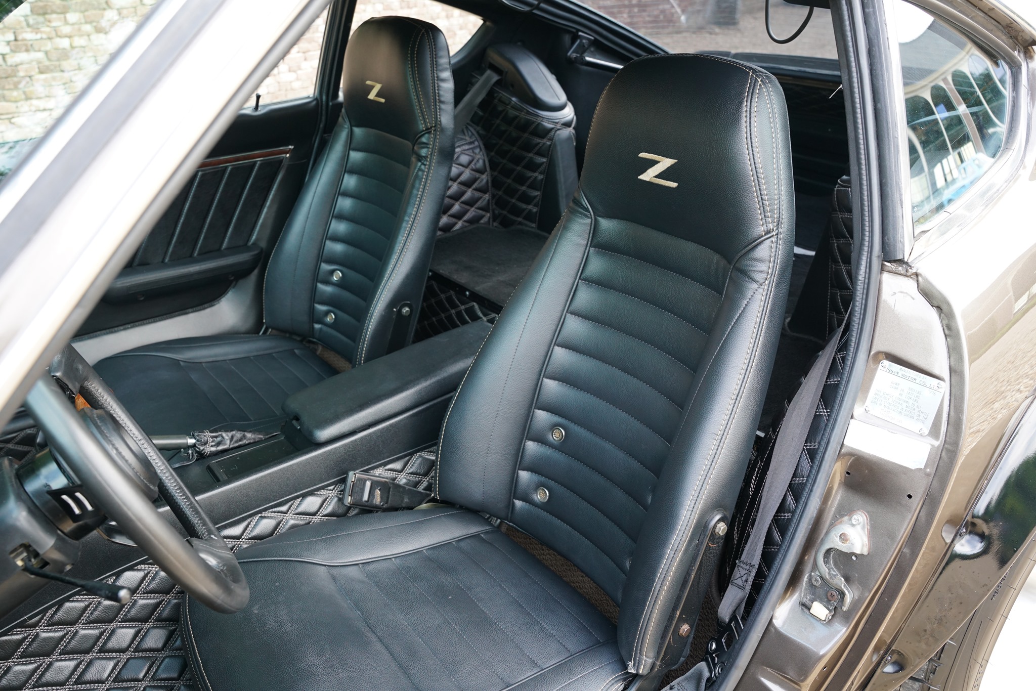 You Know You Want This Stunning Datsun 280Z