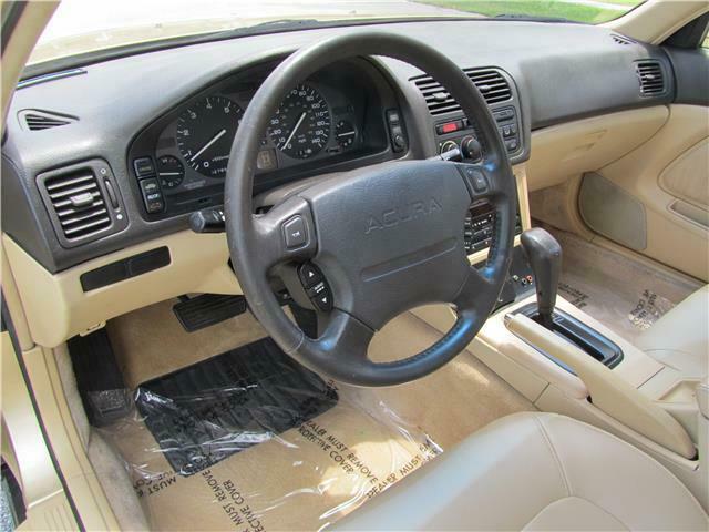 For $14k, You Can Own A 28k Mile Example Of Acura’s Prettiest Flagship Sedan Ever, The Legend Mk2