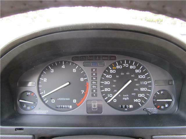 For $14k, You Can Own A 28k Mile Example Of Acura’s Prettiest Flagship Sedan Ever, The Legend Mk2