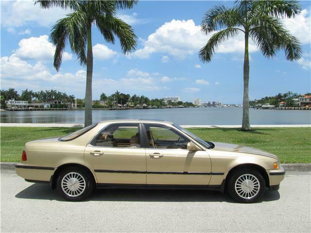 For $14k, You Can Own A 28k Mile Example Of Acura’s Prettiest Flagship Sedan Ever, The Legend Mk2