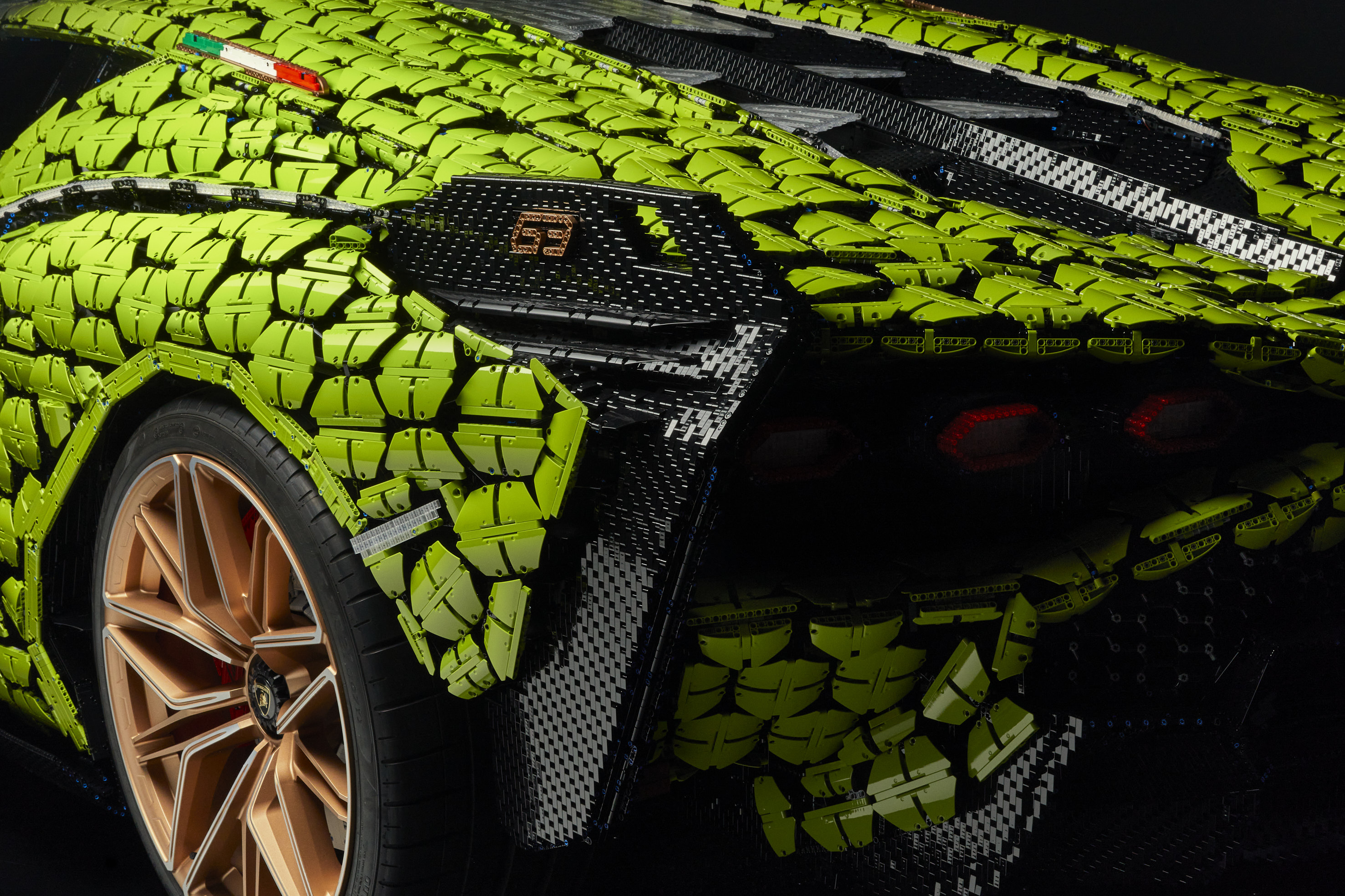 You’ll Wish You Could Buy This Life-Sized Lamborghini Sián Made Entirely Out Of Lego Bricks