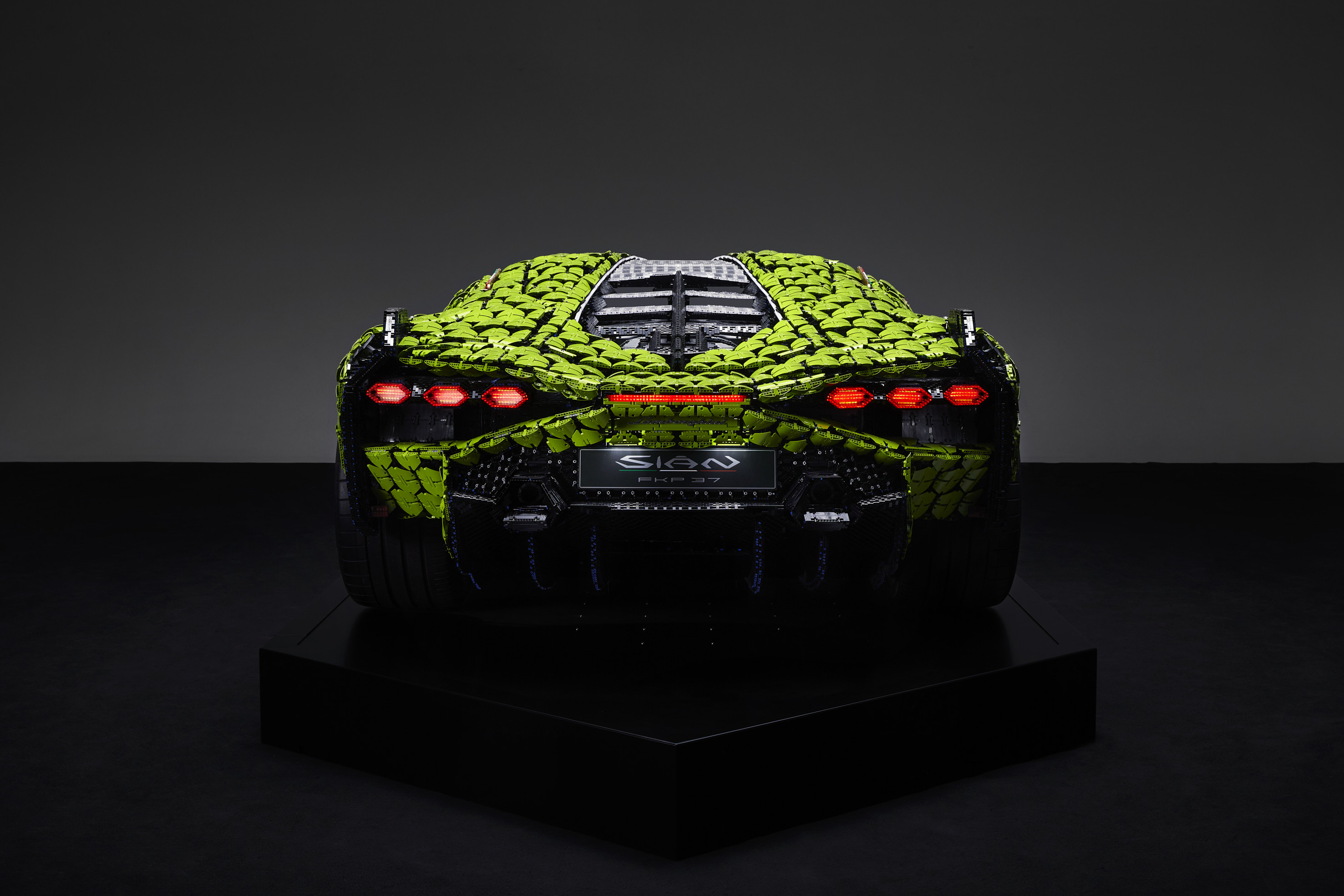You’ll Wish You Could Buy This Life-Sized Lamborghini Sián Made Entirely Out Of Lego Bricks