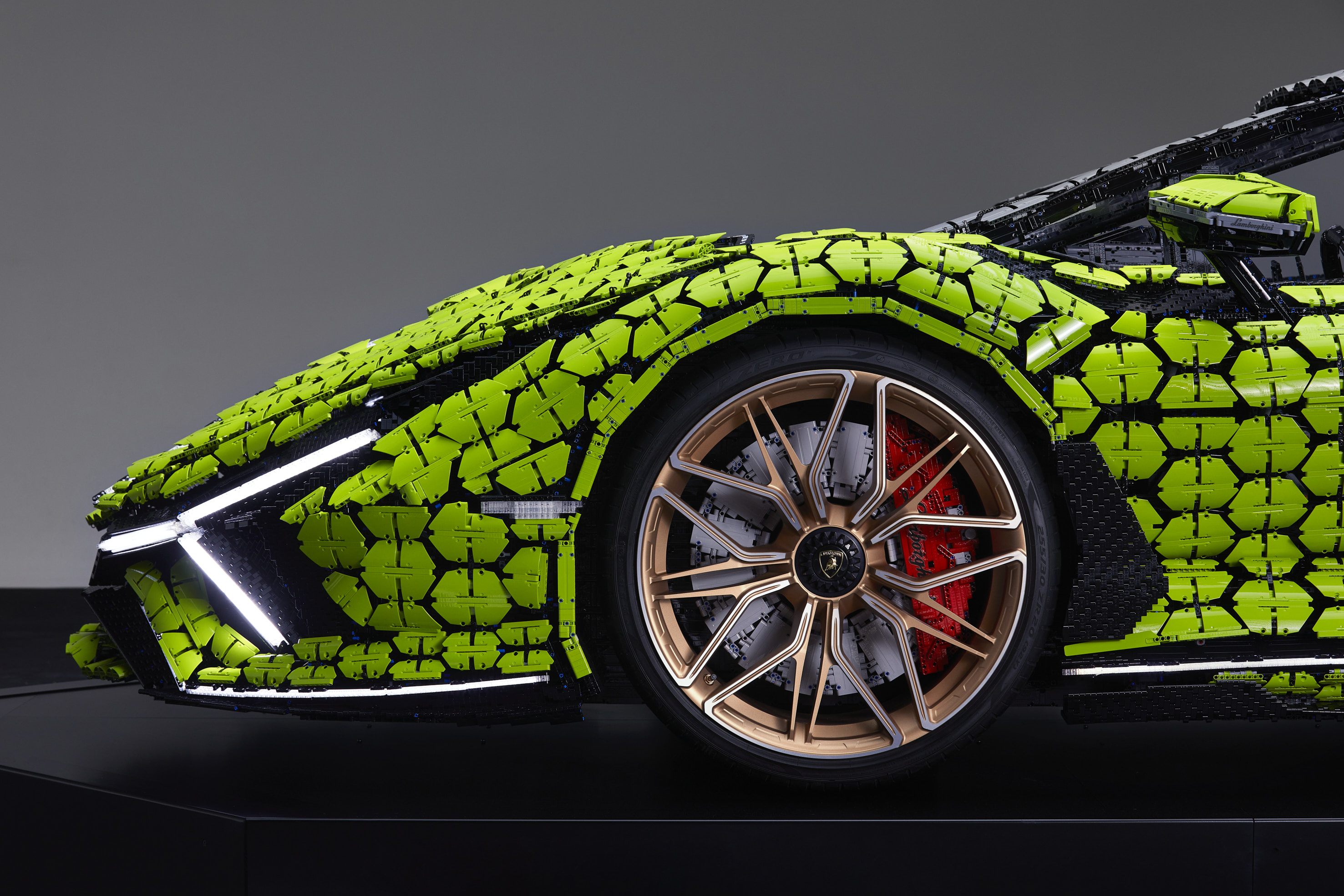 You’ll Wish You Could Buy This Life-Sized Lamborghini Sián Made Entirely Out Of Lego Bricks