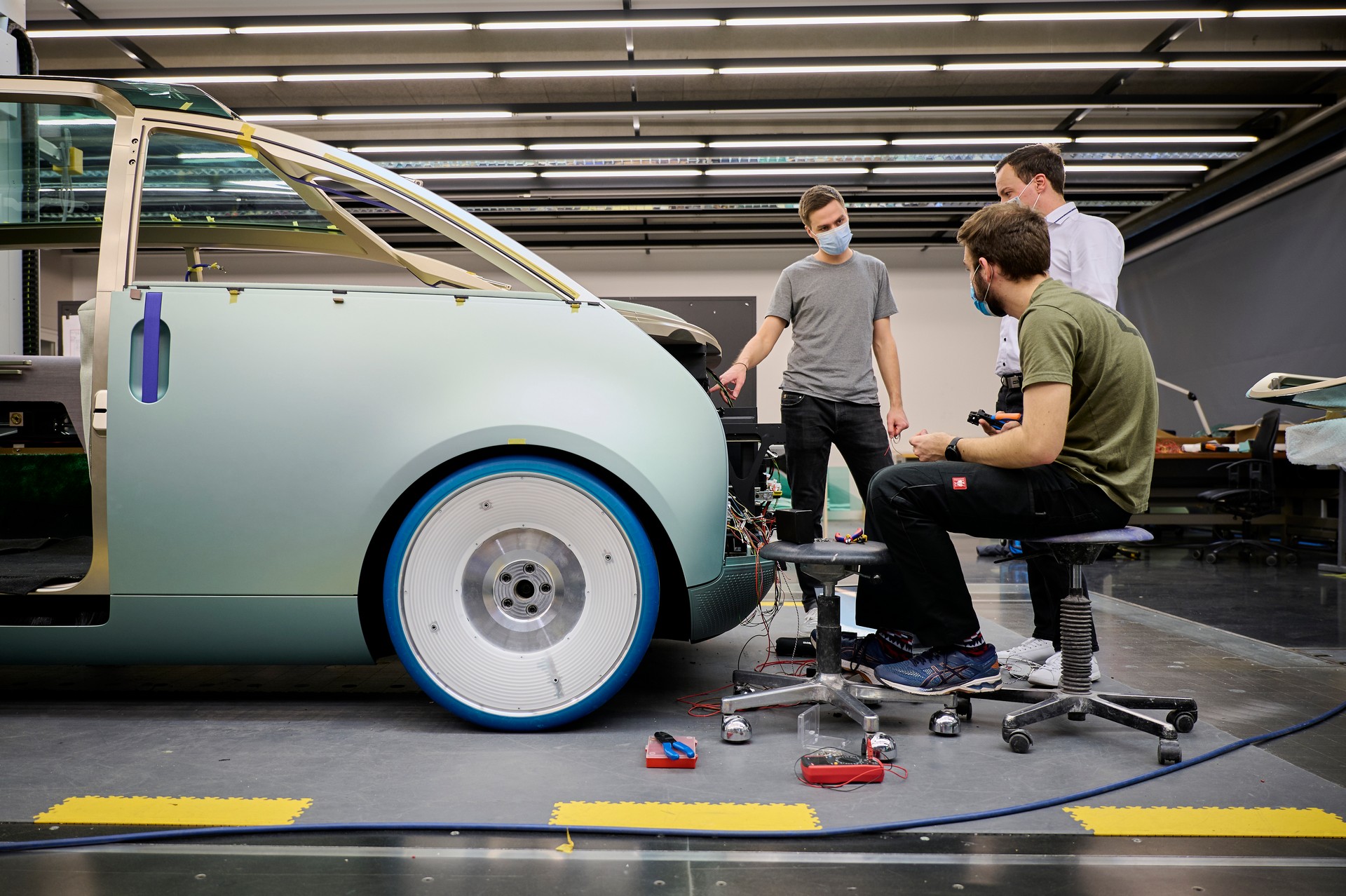 MINI Vision Urbanaut Makes The Jump From Digital To Real Life Concept